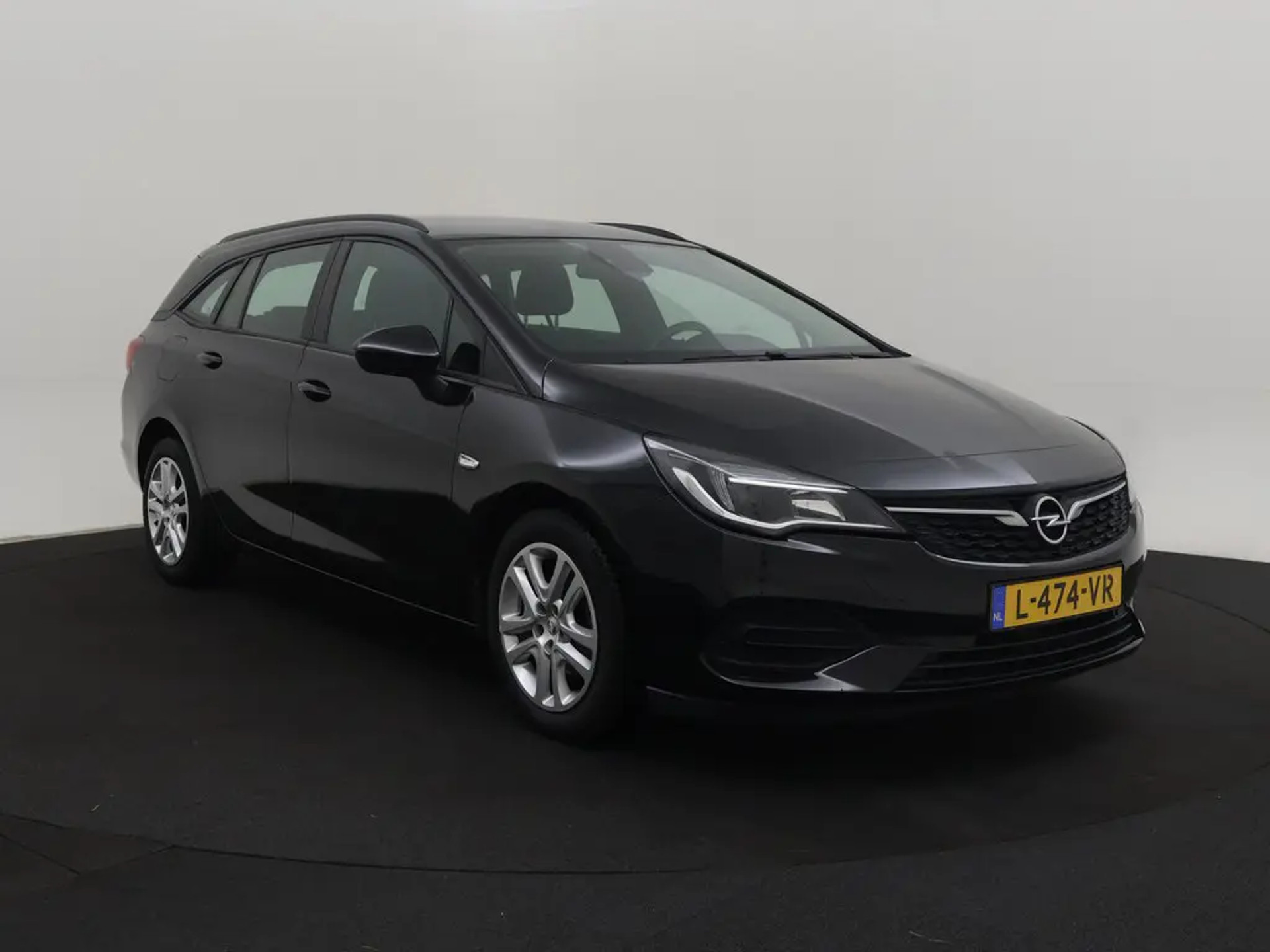 Opel Astra Sports Tourer 1.2 Edition - Petrol - Manual - 110 hp - 149.746 km