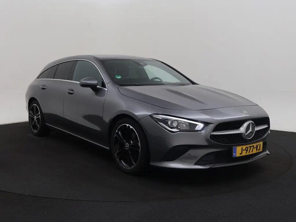 Mercedes-Benz CLA Shooting Brake 180 Business Solution - Petrol - Automatic - 136 hp - 188.269 km