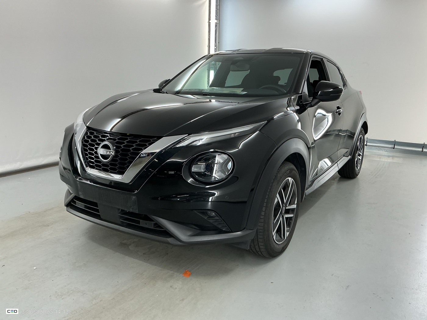 Nissan Juke 1.0 DIG-T N-Design - Petrol - Automatic - 114 hp - 29.855 km