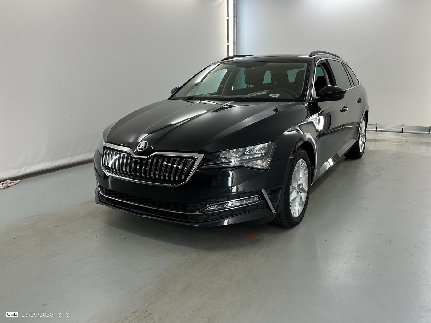 Skoda Superb Combi 1.4 TSI Clever - Hybrid - Automatic - 156 hp - 104.937 km