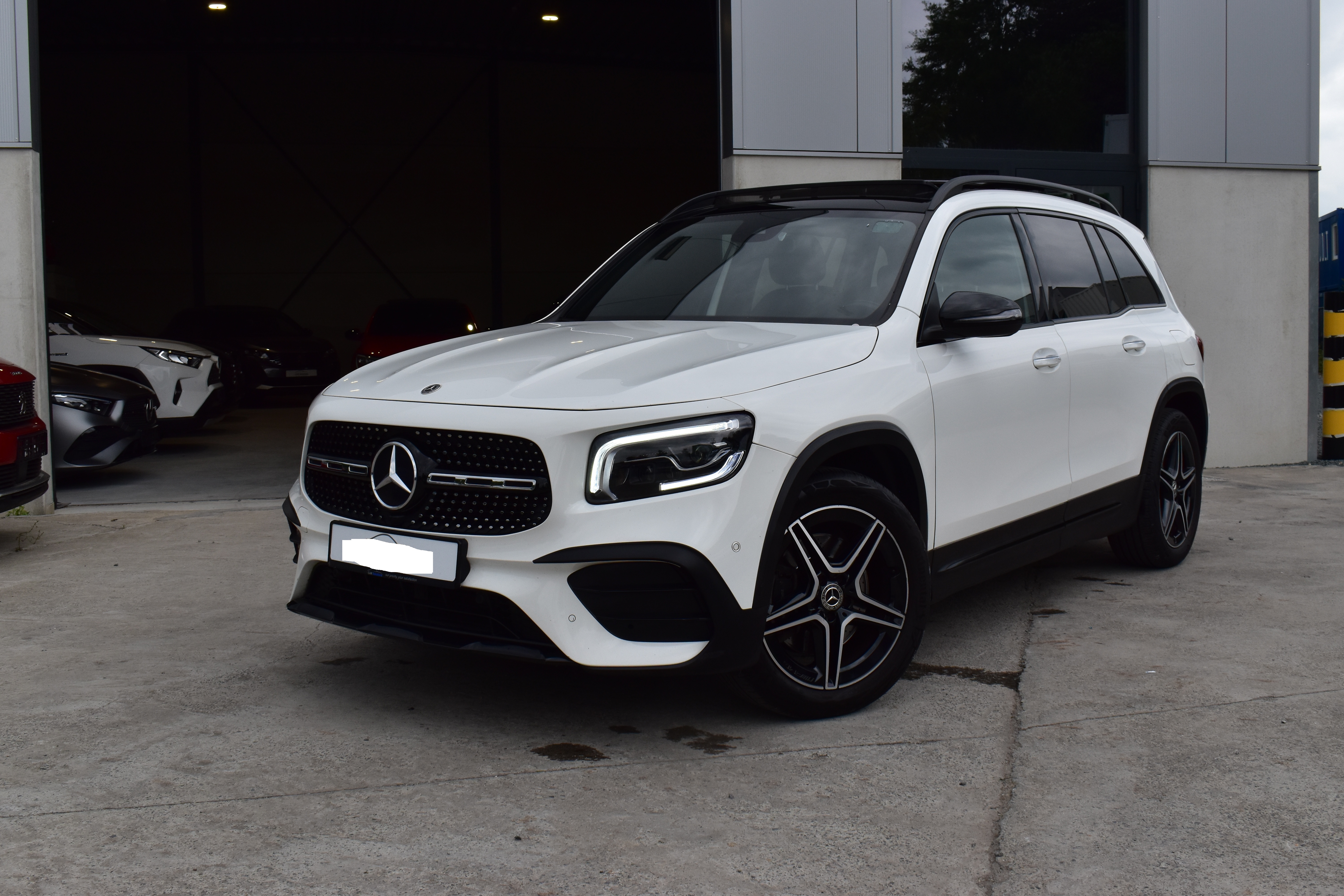 Mercedes-Benz GLB 220d AMG Line - 4-Matic - Diesel - Automatic - 190 hp - 190.292 km