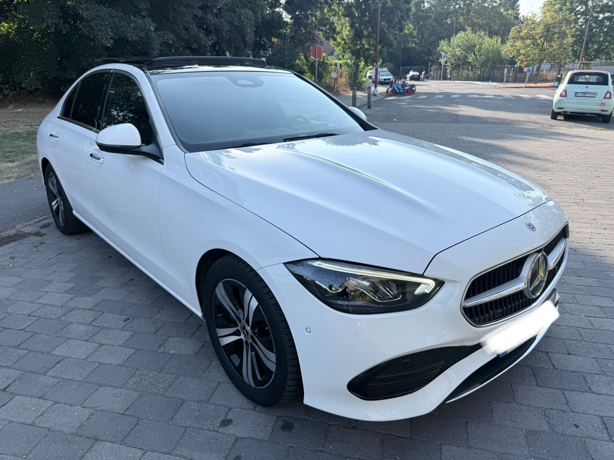 Mercedes-Benz C 220d Avantgarde Executive - Diesel - Automatic - 200 hp - 198.442 km