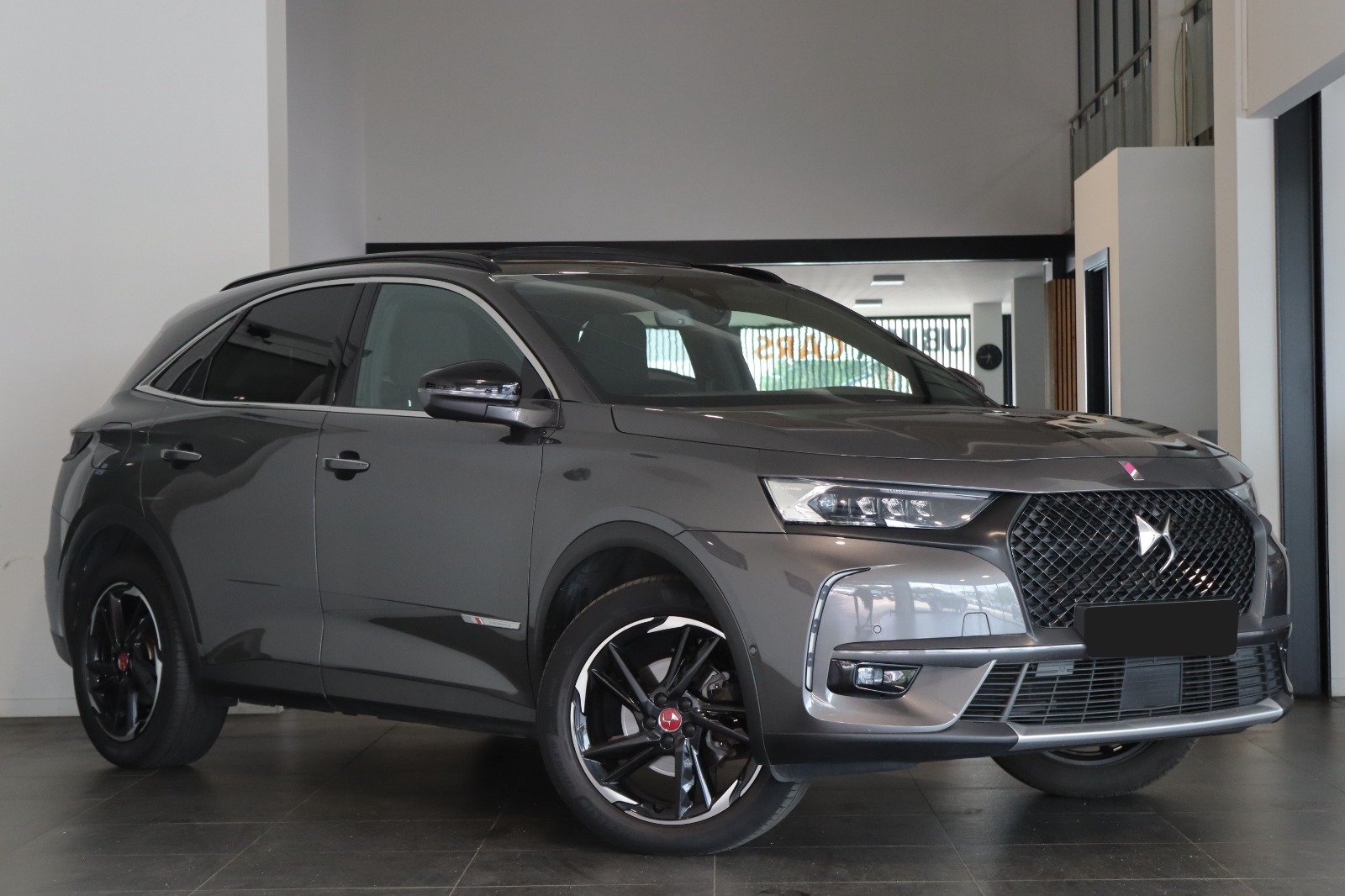 DS DS7 Crossback 1.6i Performance Line + - Petrol - Automatic - 181 hp - 73.216 km