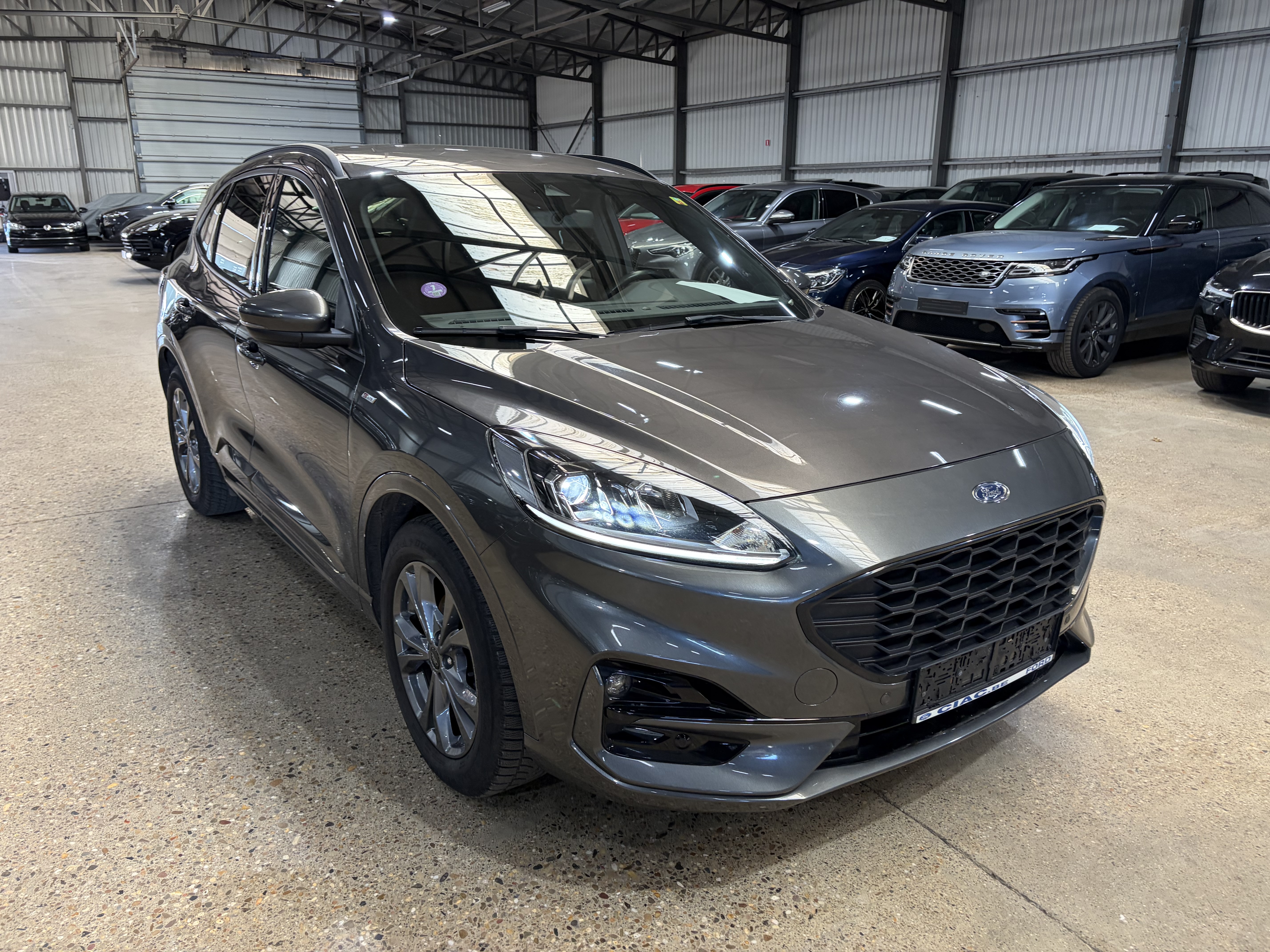 Ford Kuga 1.5 EcoBoost ST Line - Petrol - Manual - 150 hp - 195.149 km