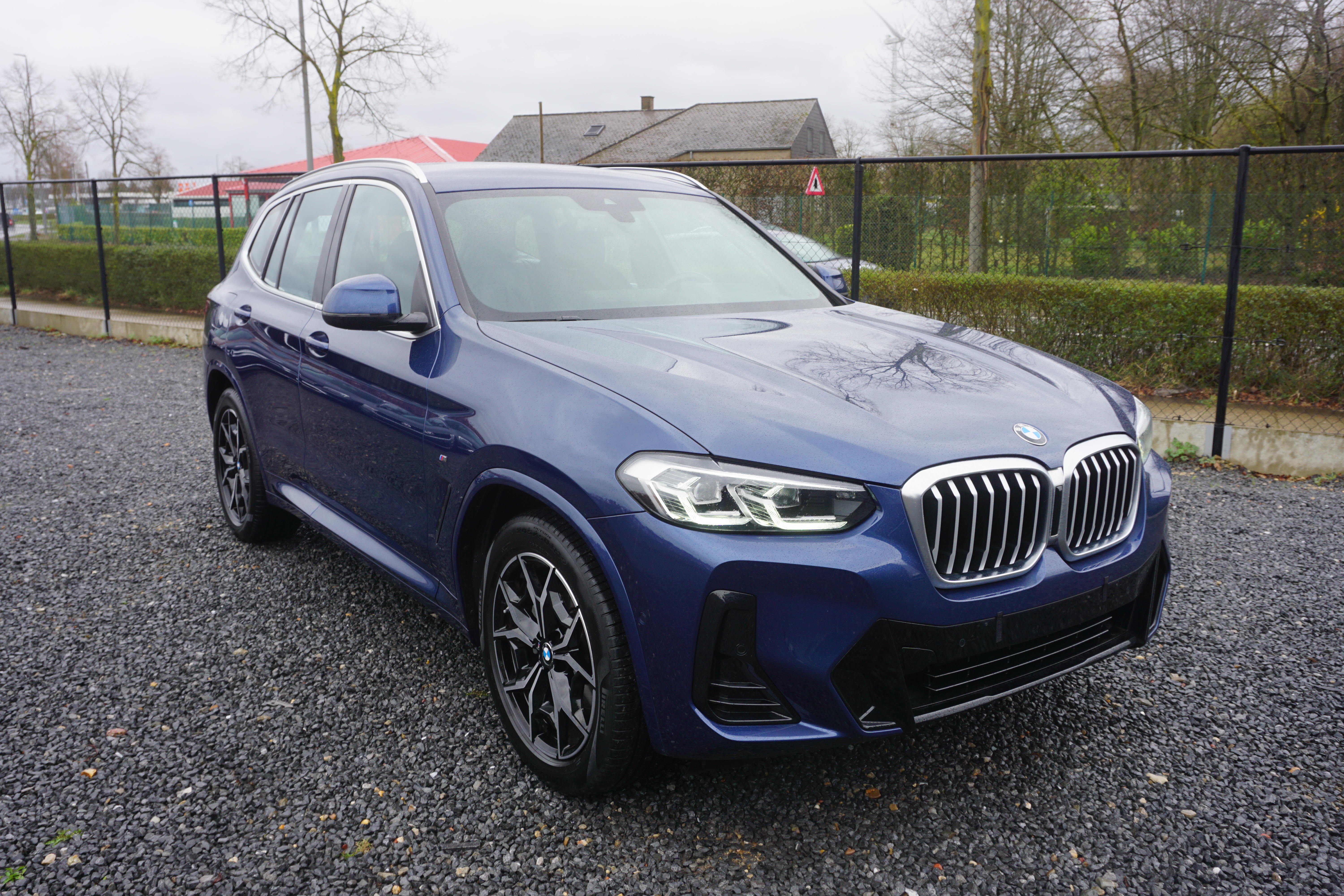 BMW X3 20i M Sport - xDrive - Petrol - Automatic - 184 hp - 27.722 km