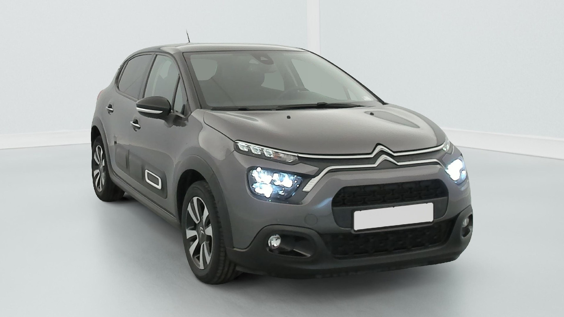 Citroën C3 1.2 Shine - Petrol - Manual - 111 hp - 17.432 km
