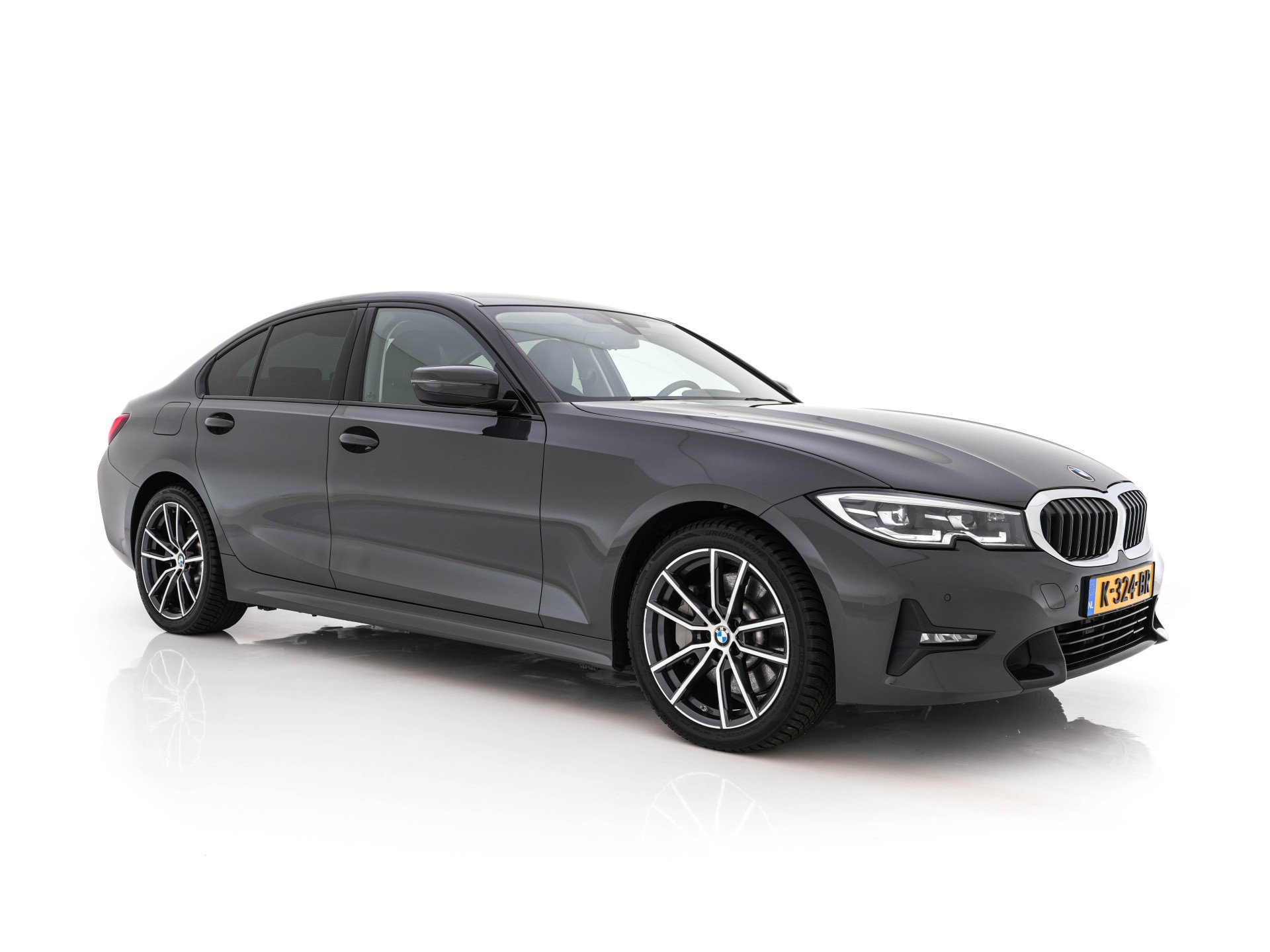 BMW 3 Series 330i - Hybrid - Automatic - 184 hp - 192.831 km