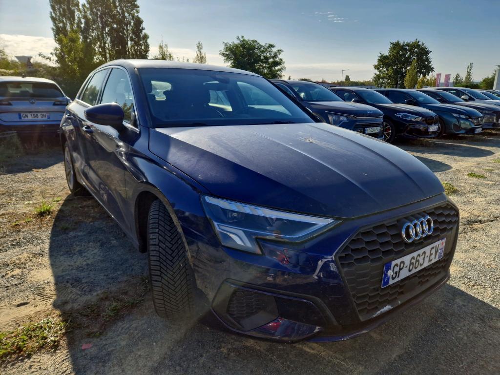Audi A3 Sportback 40 TFSIe Business - Hybrid - Automatic - 150 hp - 26.585 km