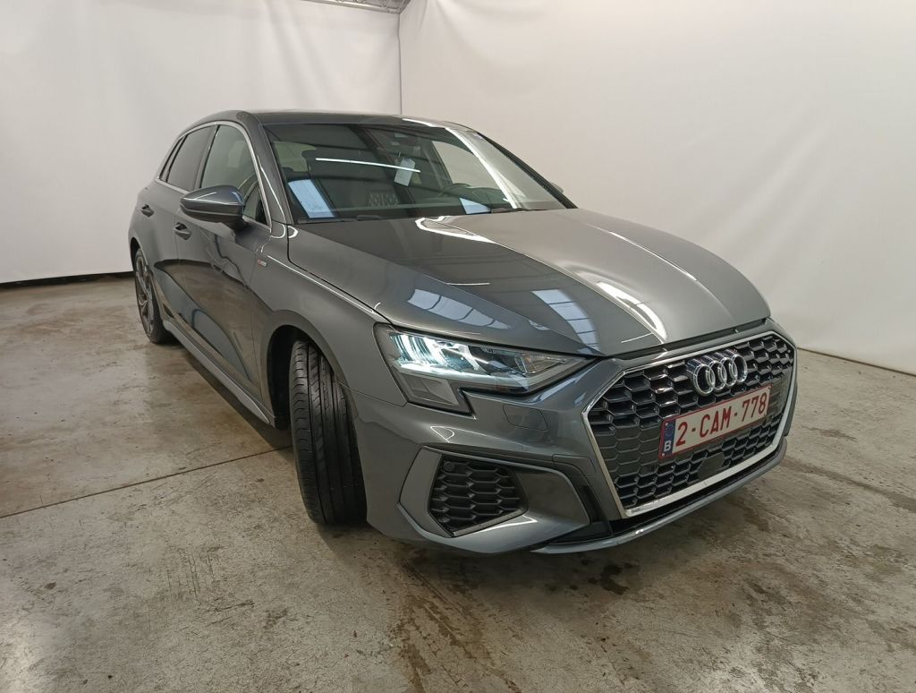 Audi A3 Sportback 35 TDI S Line - Diesel - Manual - 150 hp - 52.605 km