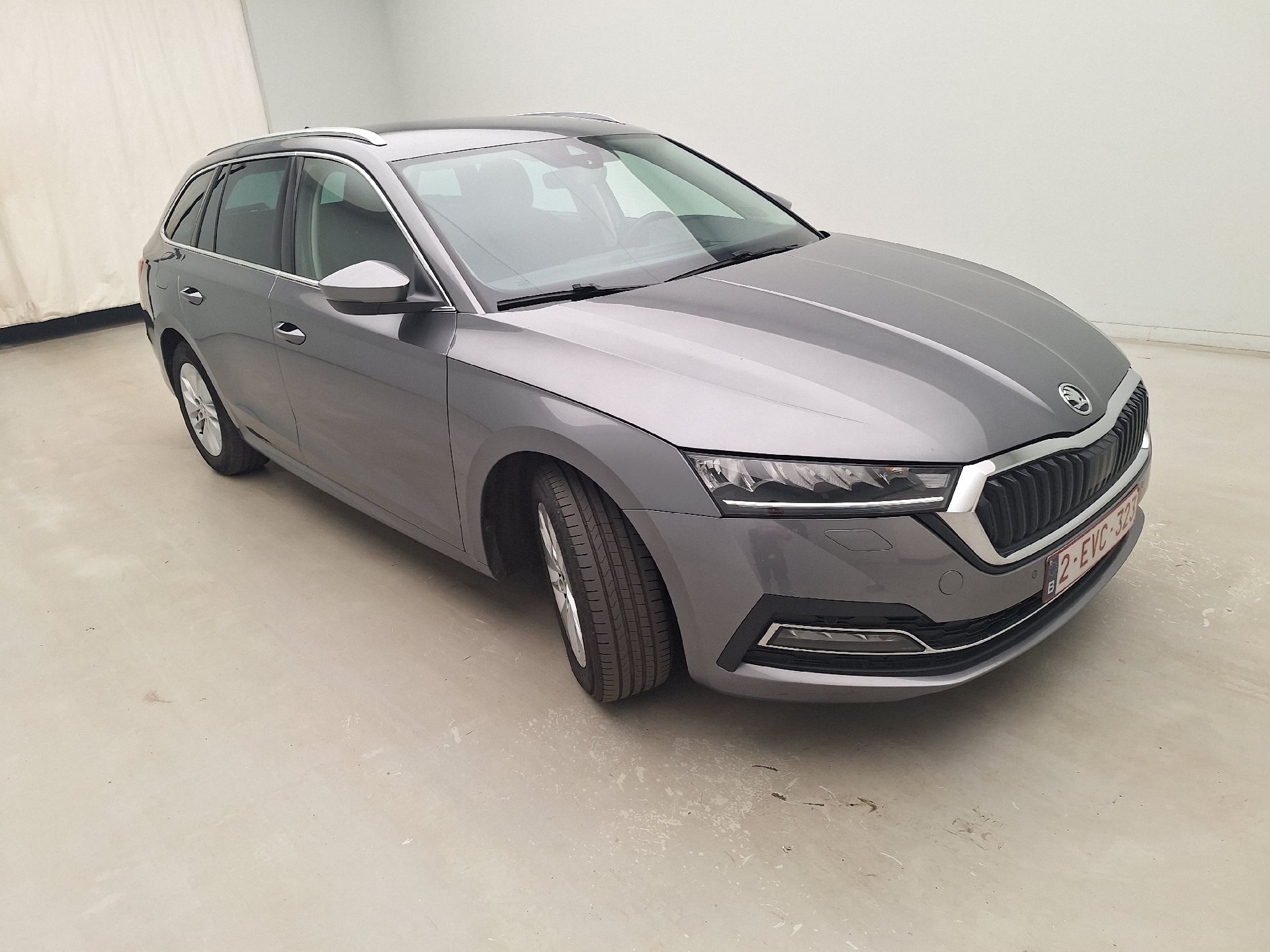 Skoda Octavia Combi 1.0 TSI Ambition - Petrol - Manual - 110 hp - 145.202 km