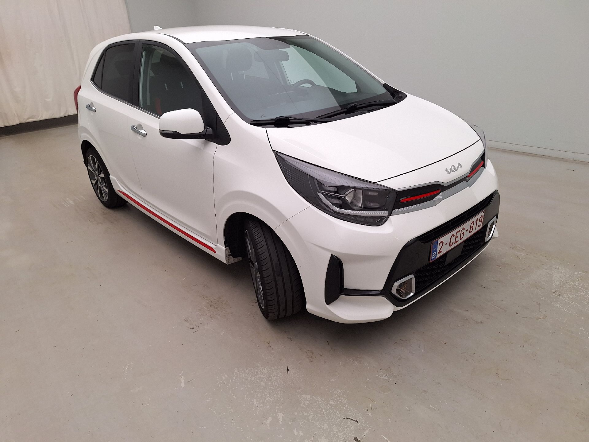 Kia Picanto 1.0 GT Line - Petrol - Manual - 666 hp - 55.428 km