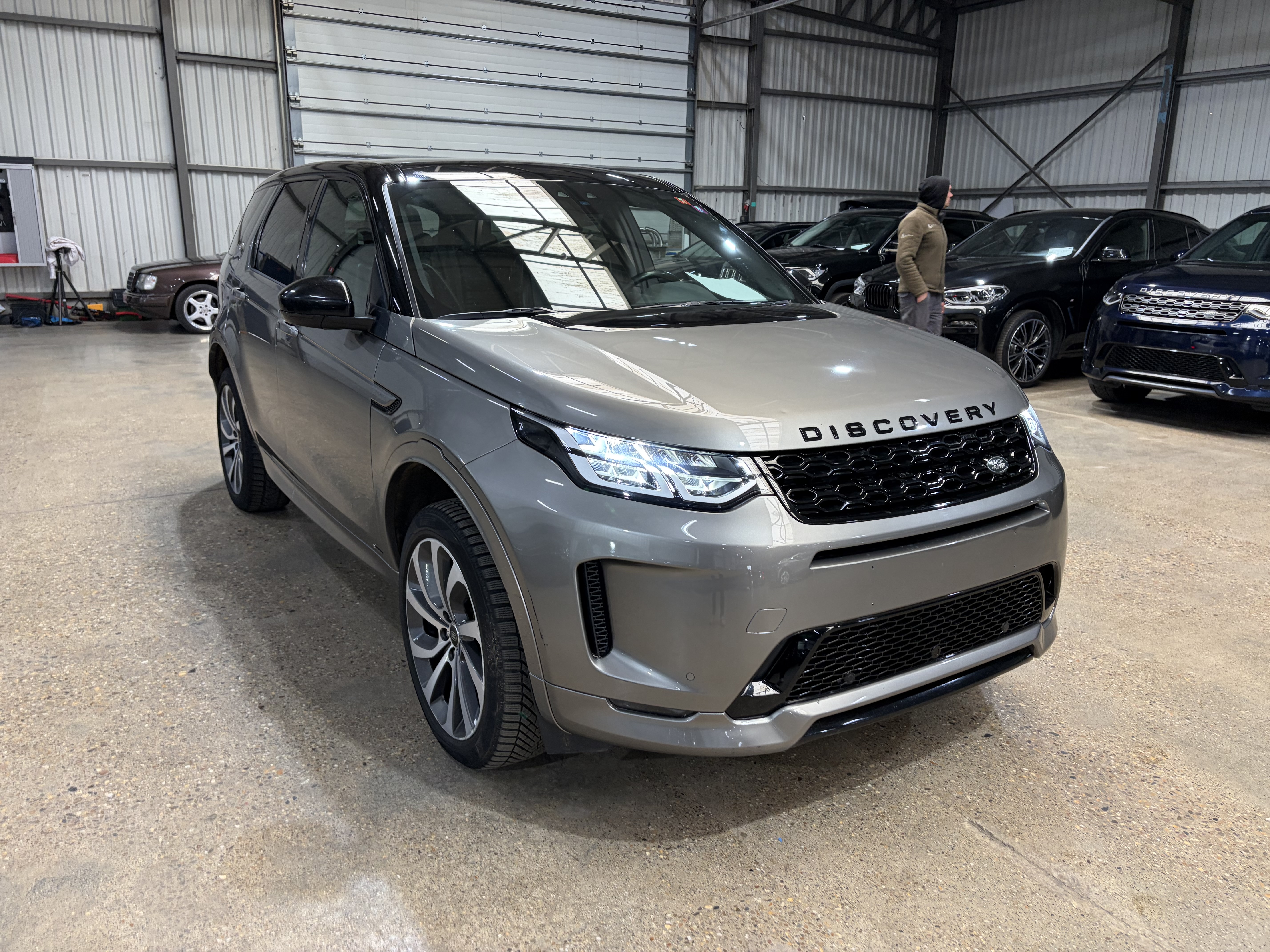 Land Rover Discovery Sport 2.0 - Hybrid - Automatic - 149 hp - 149.427 km
