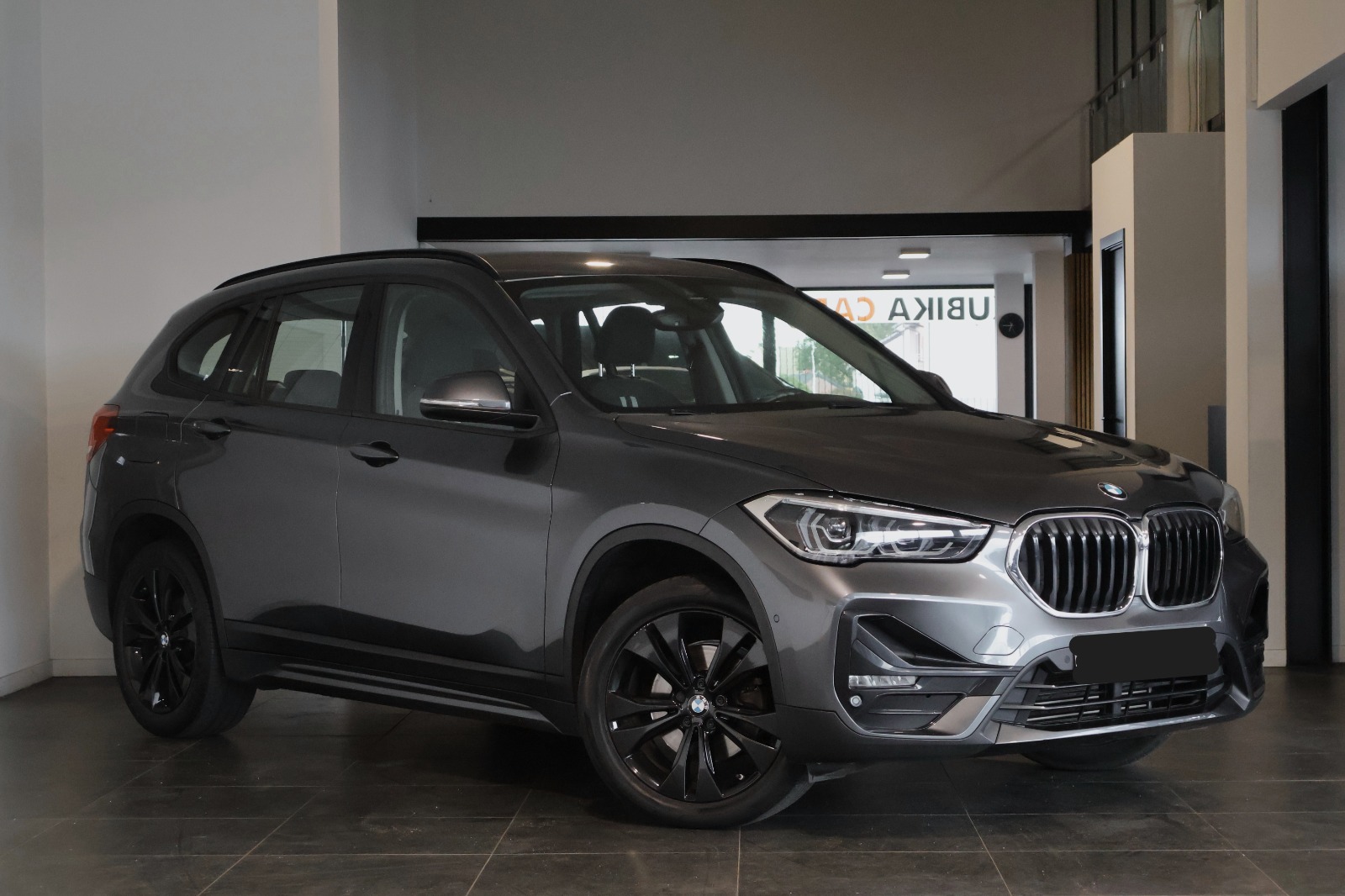 BMW X1 18 - Petrol - Automatic - 136 hp - 84.262 km