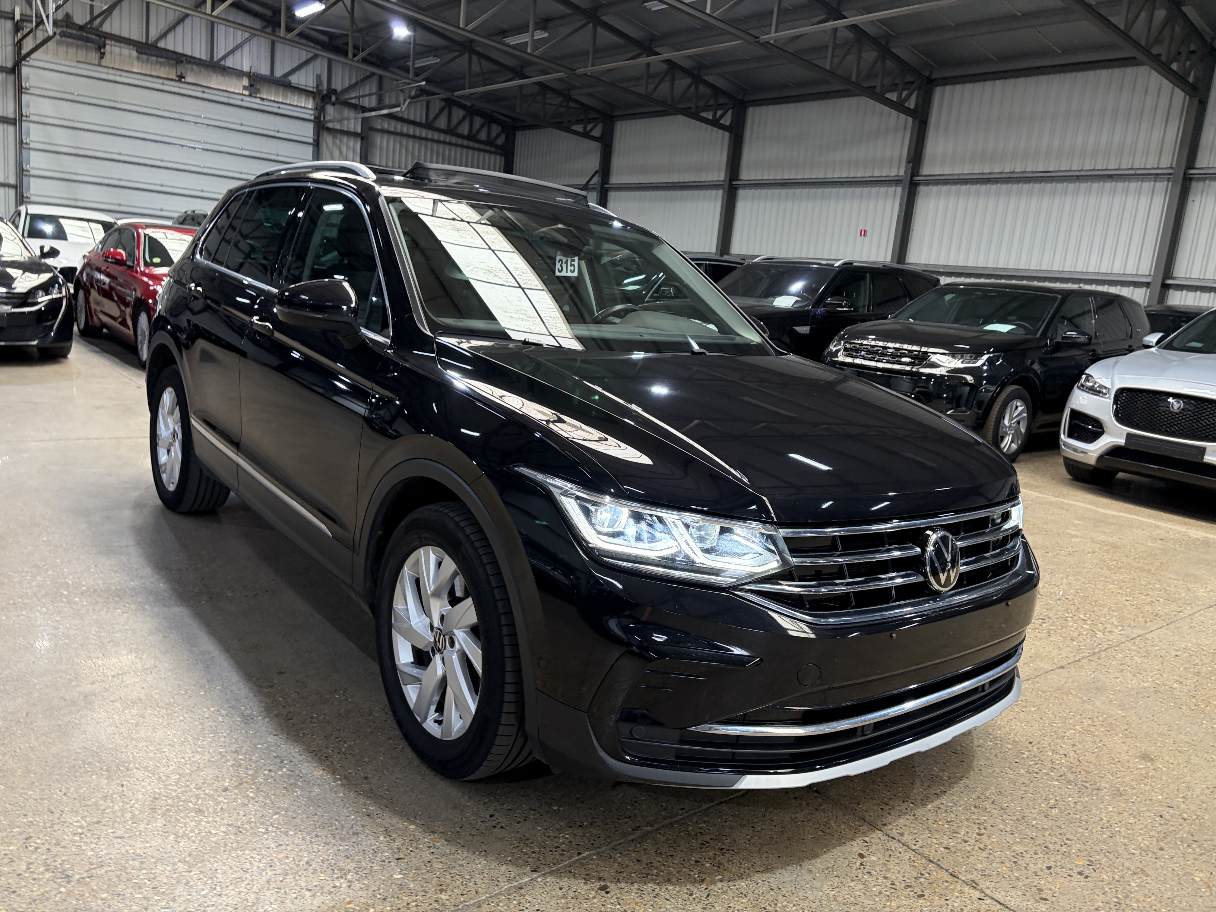 Volkswagen Tiguan 1.4 Elegance - Hybrid - Automatic - 150 hp - 121.936 km