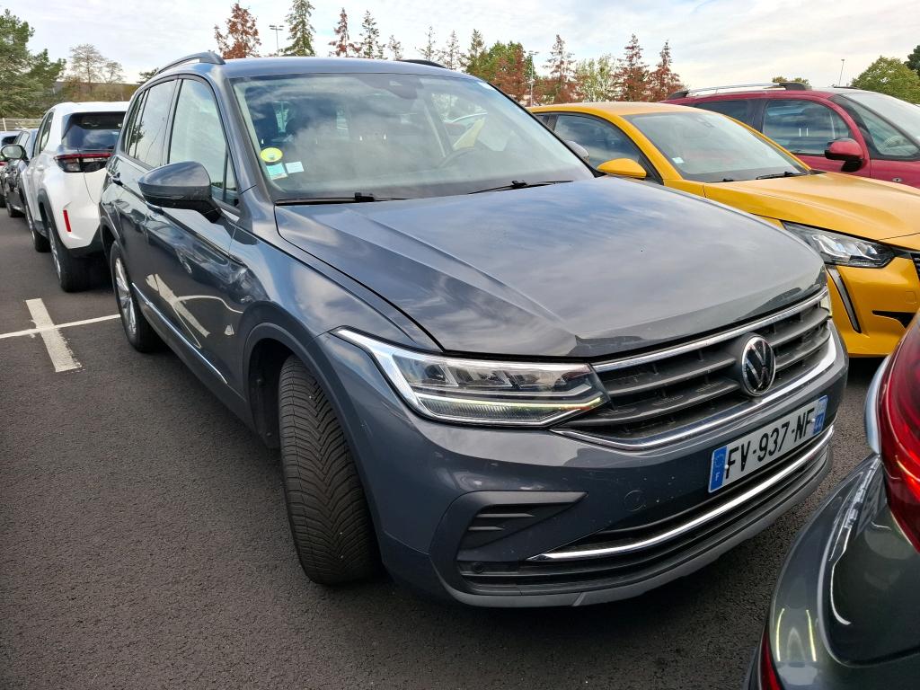 Volkswagen Tiguan 2.0 TDI Life Business - Diesel - Automatic - 150 hp - 130.189 km