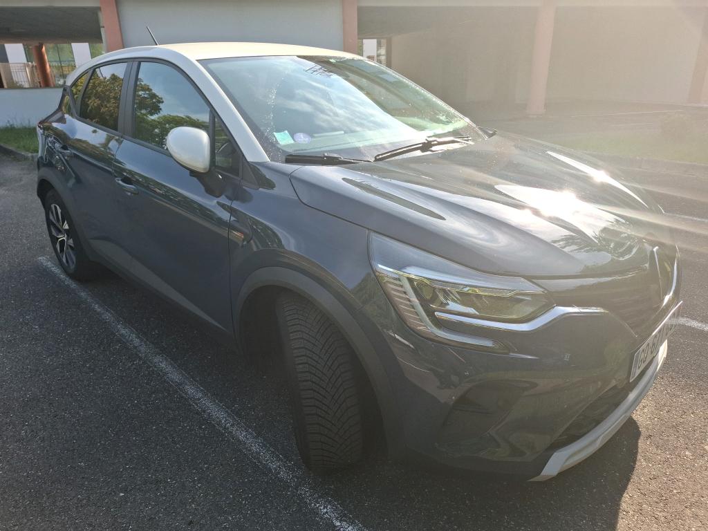 Renault Captur 1.6 Evolution - Hybrid - Automatic - 145 hp - 81.608 km