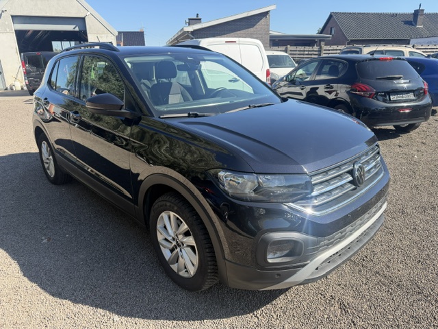 Volkswagen T-Cross 1.0 TSI Life - Petrol - Automatic - 110 hp - 51.922 km