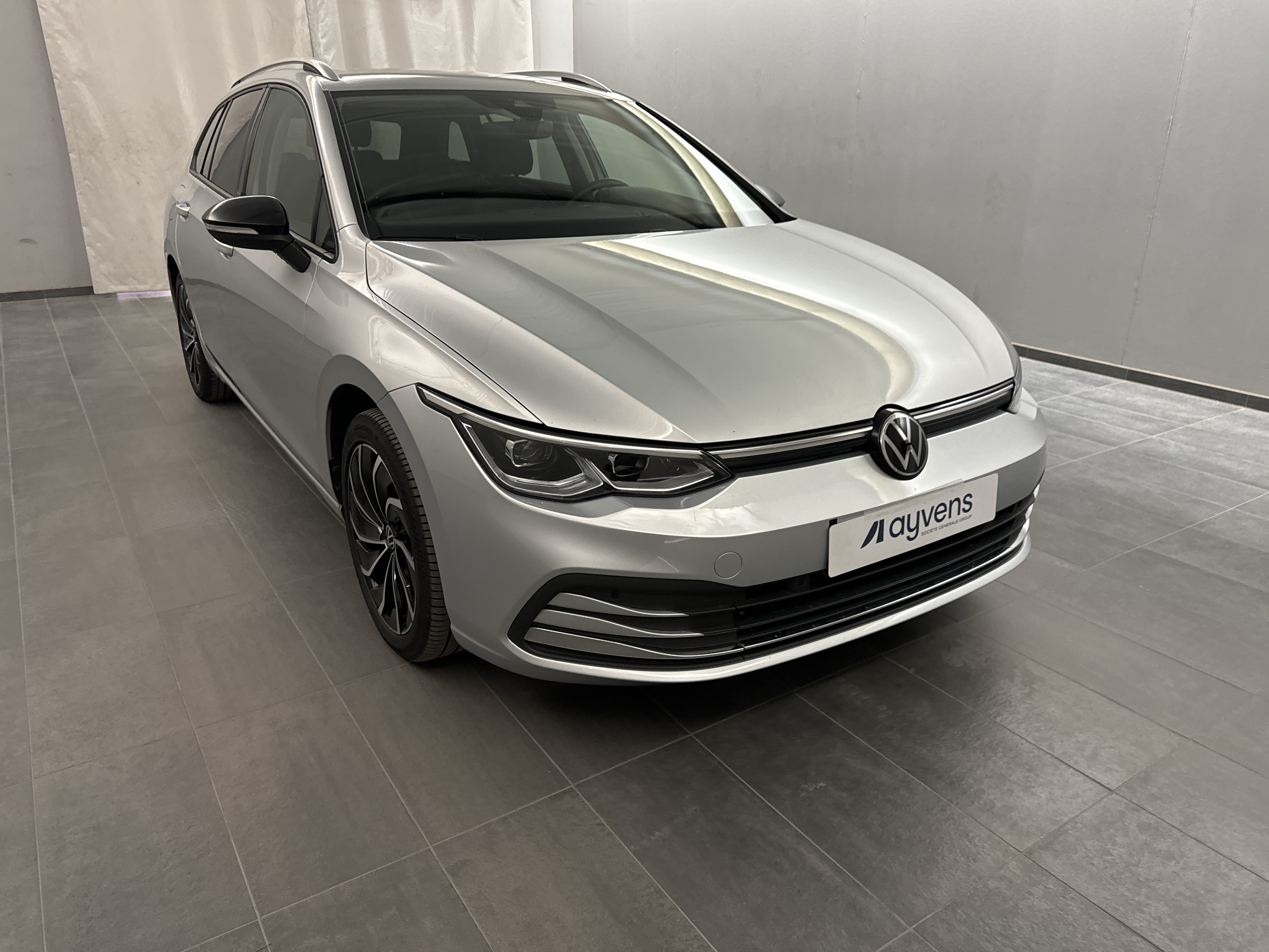 Volkswagen Golf Variant 2.0 TDI - Diesel - Automatic - 150 hp - 120.178 km