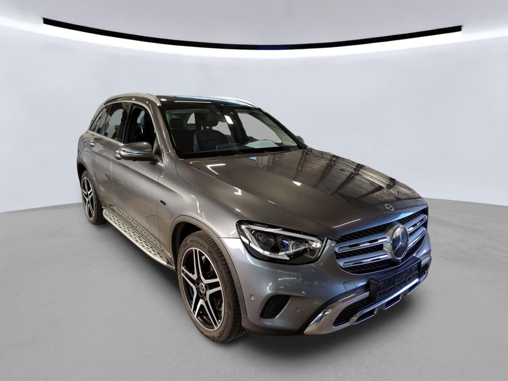 Mercedes-Benz GLC 300de - Hybrid - Automatic - 194 hp - 117.777 km