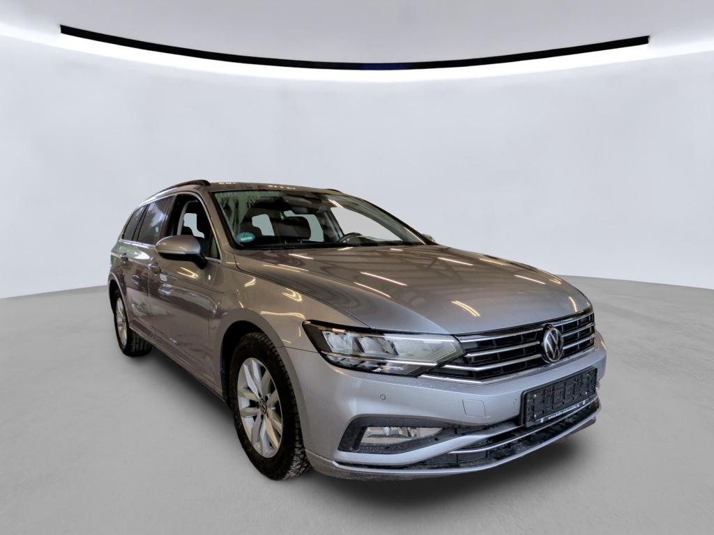 Volkswagen Passat Variant 2.0 TDI - Diesel - Automatic - 150 hp - 149.633 km