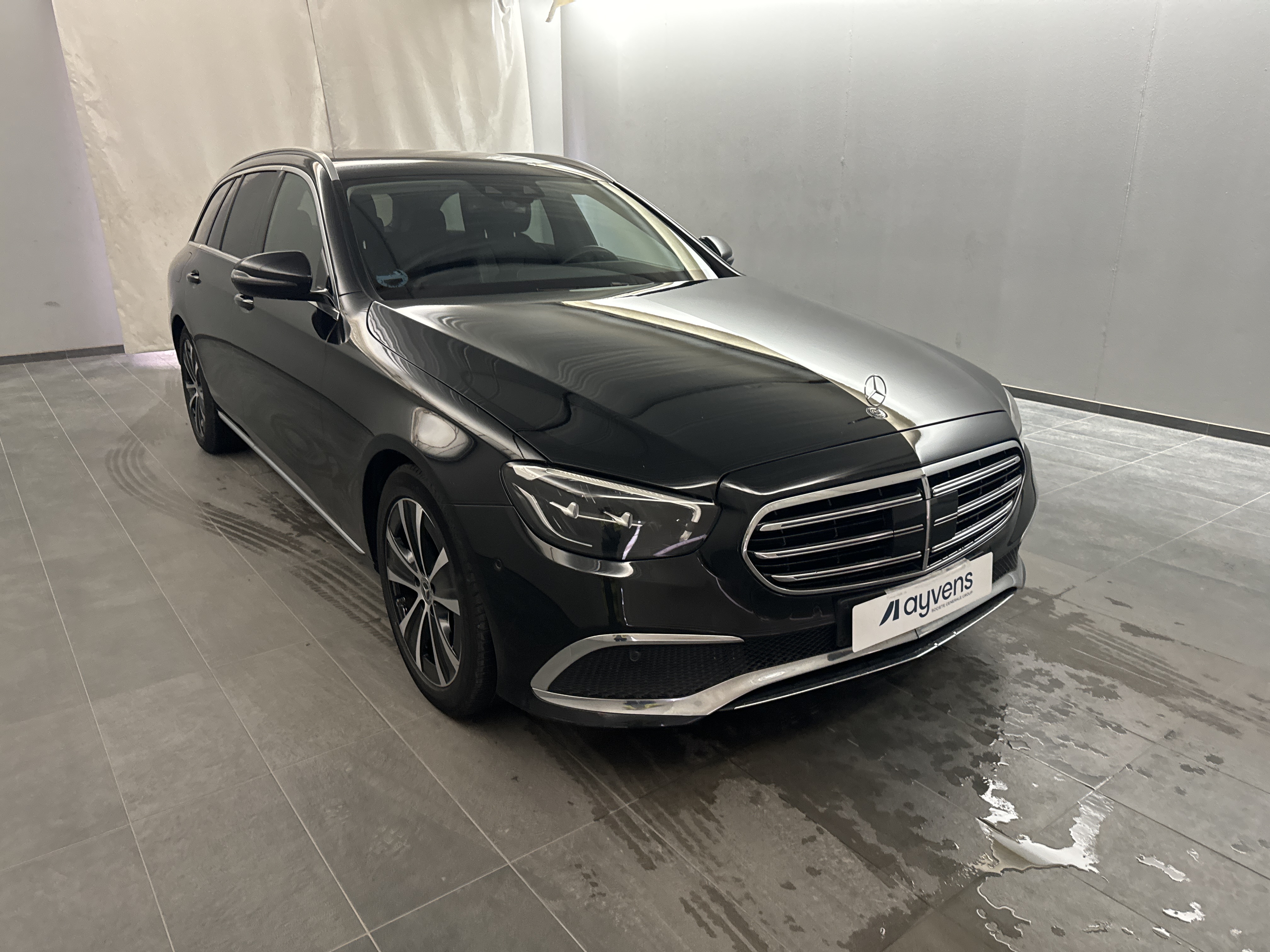 Mercedes-Benz E Break 220 - Diesel - Automatic - 200 hp - 125.128 km