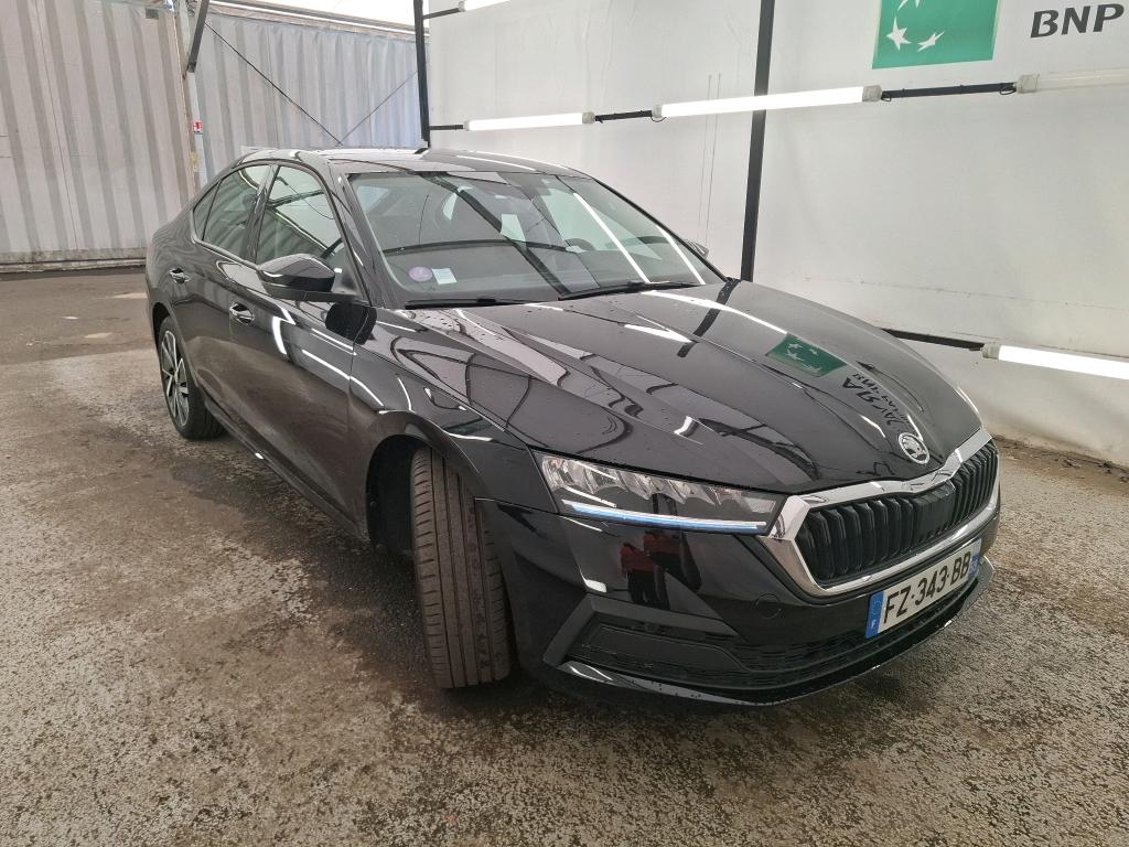 Skoda Octavia 1.4 TSI Business - Hybrid - Automatic - 150 hp - 38.415 km