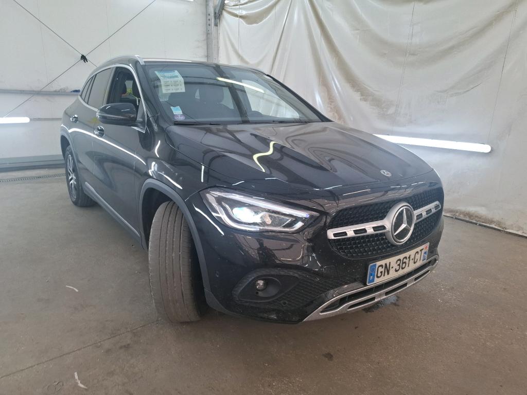 Mercedes-Benz GLA 250e Business Line - Hybrid - Automatic - 160 hp - 26.770 km