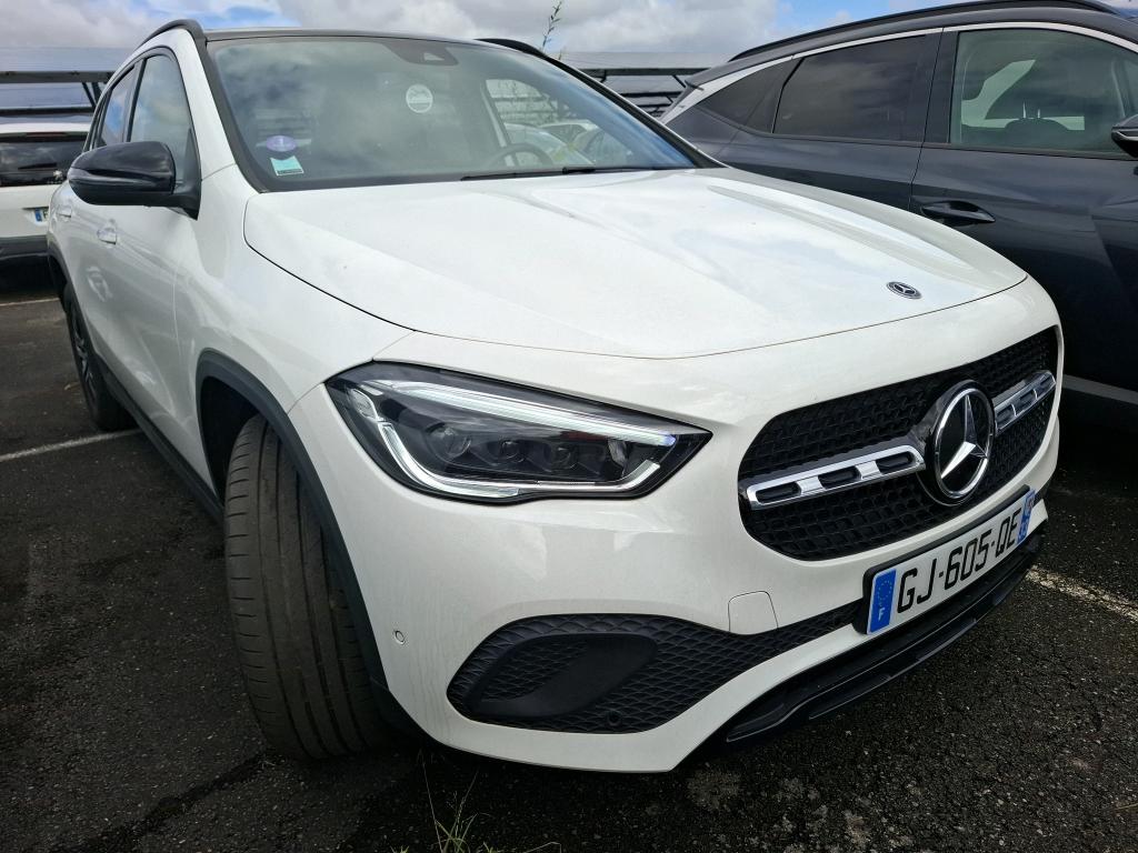 Mercedes-Benz GLA 250e Business Line - Hybrid - Automatic - 218 hp - 36.454 km
