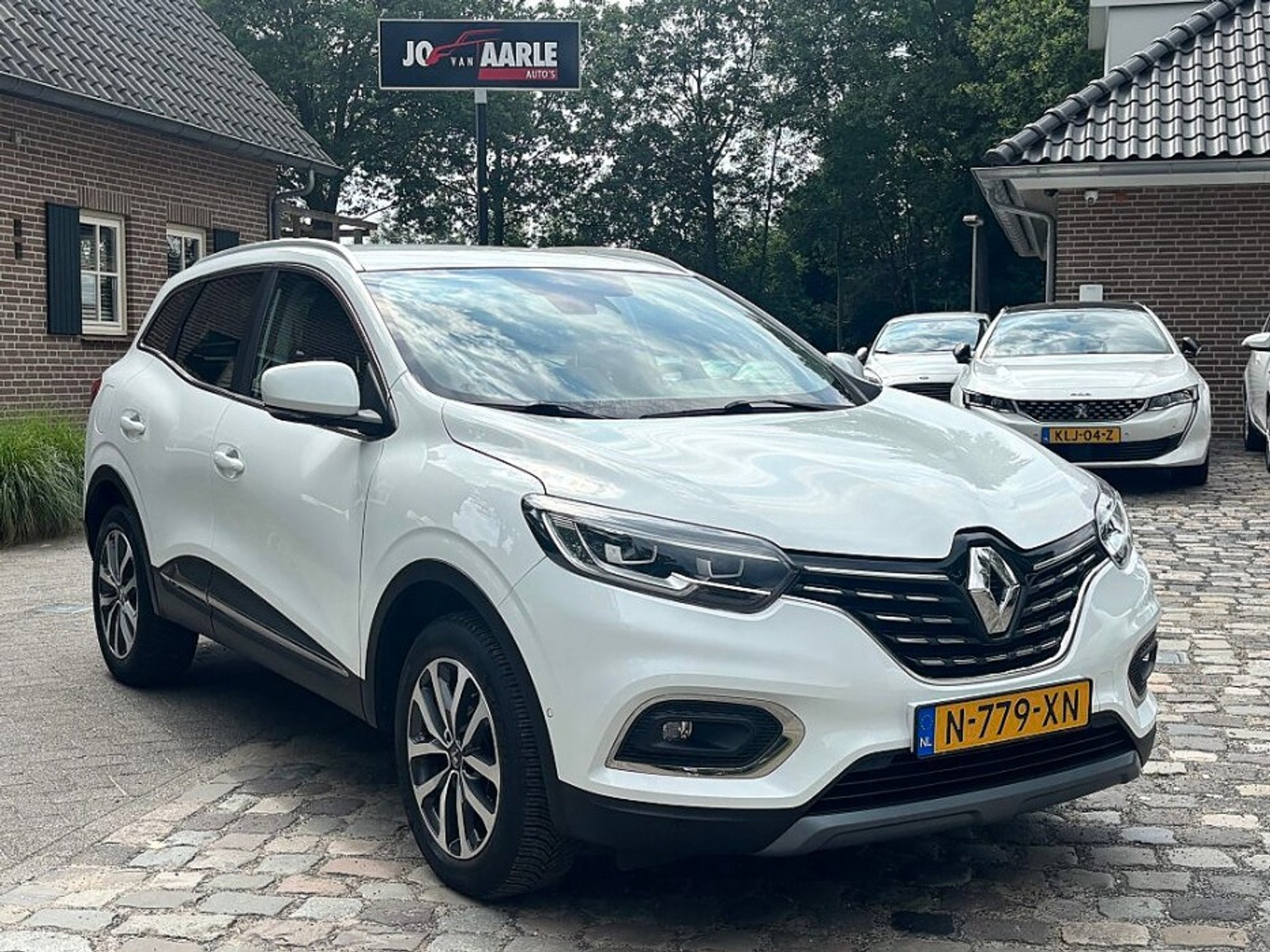 Renault Kadjar 1.3 TCe Intens - Petrol - Automatic - 140 hp - 167.914 km