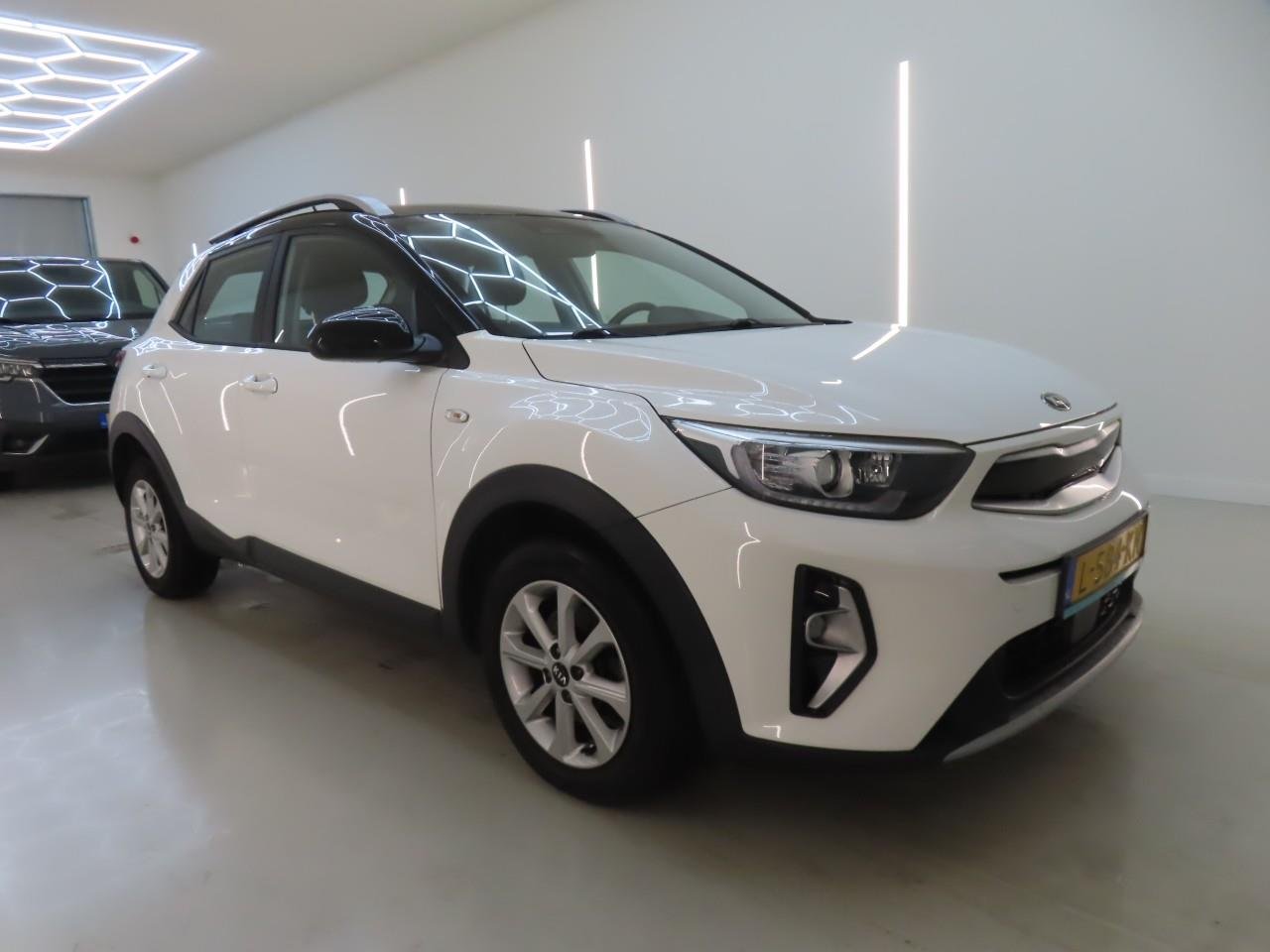 Kia Stonic 1.0 T-GDI DynamicLine - Petrol - Manual - 99 hp - 75.765 km