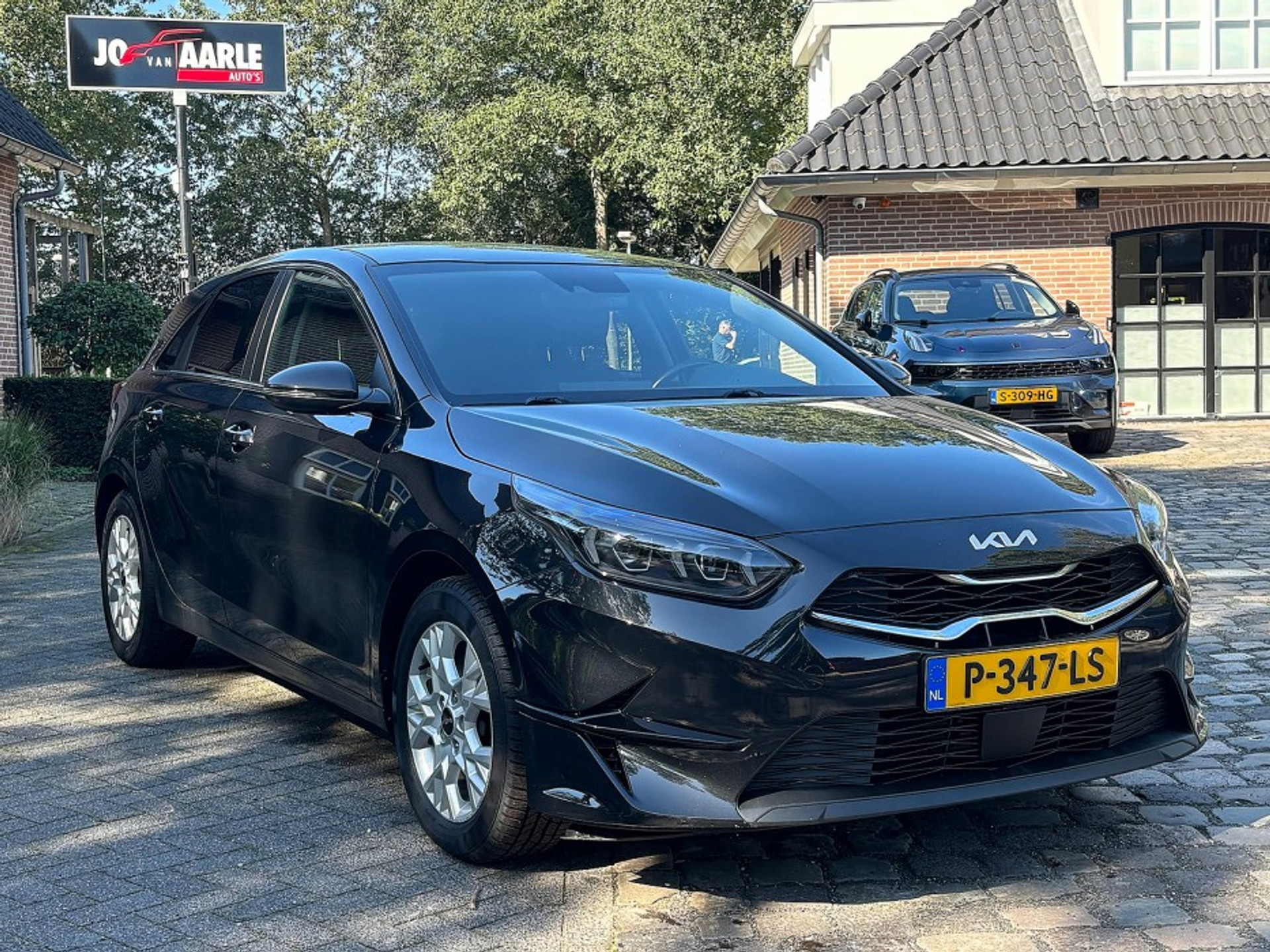 Kia Ceed 1.0 T-GDI DynamicPlusLine - Petrol - Manual - 120 hp - 140.934 km
