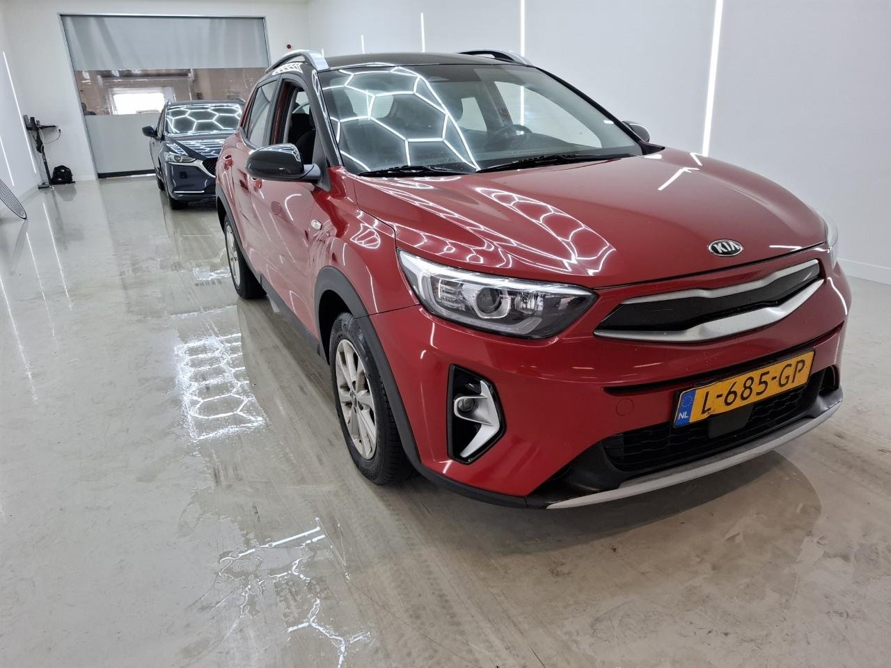 Kia Stonic 1.0 T-GDI DynamicLine - Petrol - Manual - 99 hp - 68.461 km