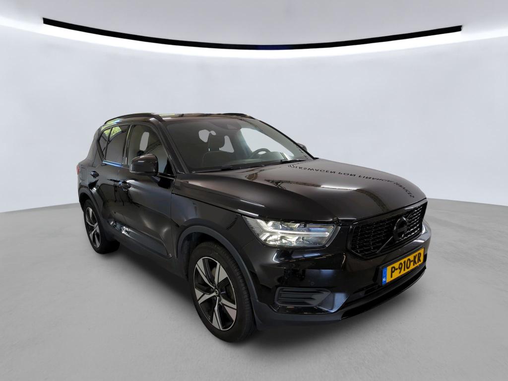 Volvo XC40 1.5 T5 R-Design - Hybrid - Automatic - 180 hp - 137.462 km