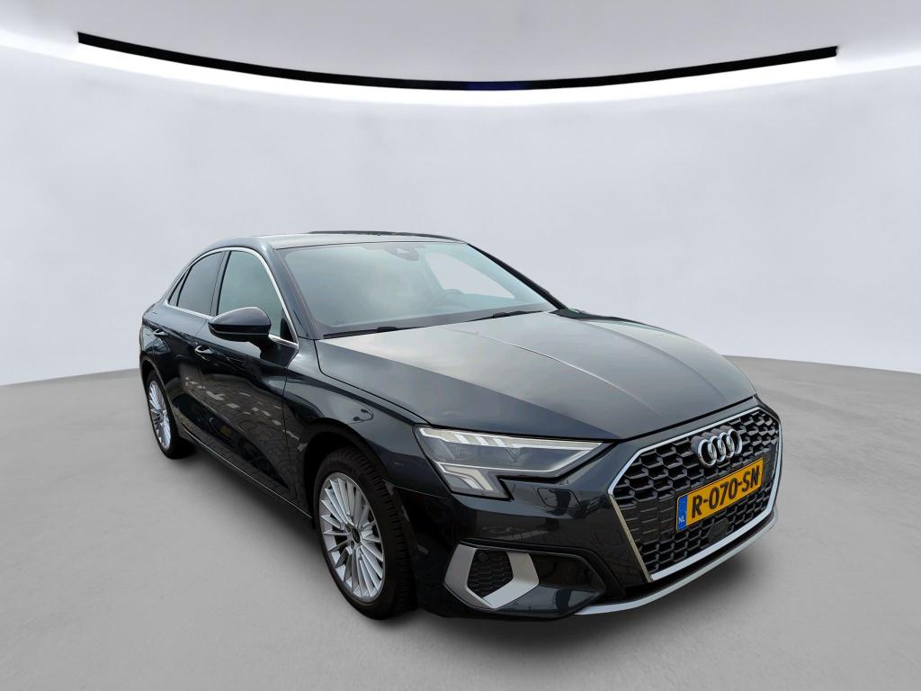 Audi A3 30 TFSI Advanced - Petrol - Automatic - 110 hp - 100.435 km