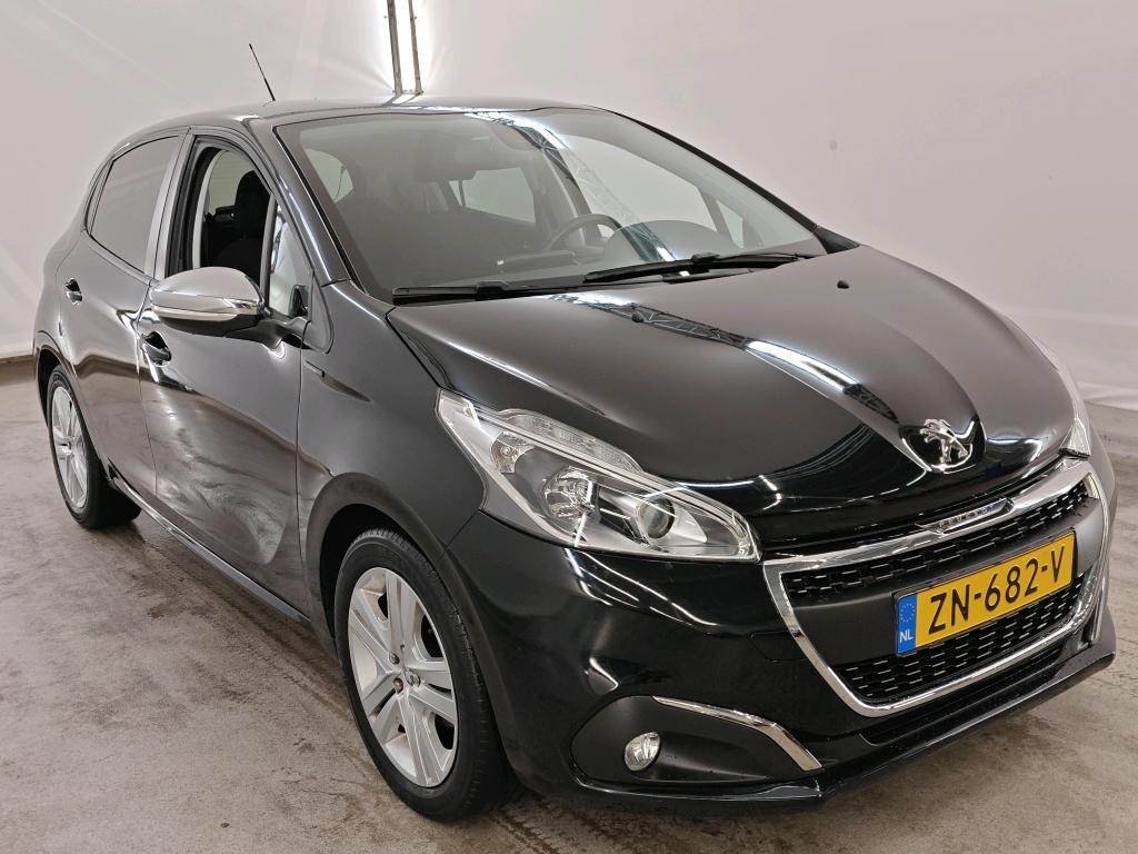 Peugeot 208 1.2i Signature - Petrol - Manual - 83 hp - 77.894 km