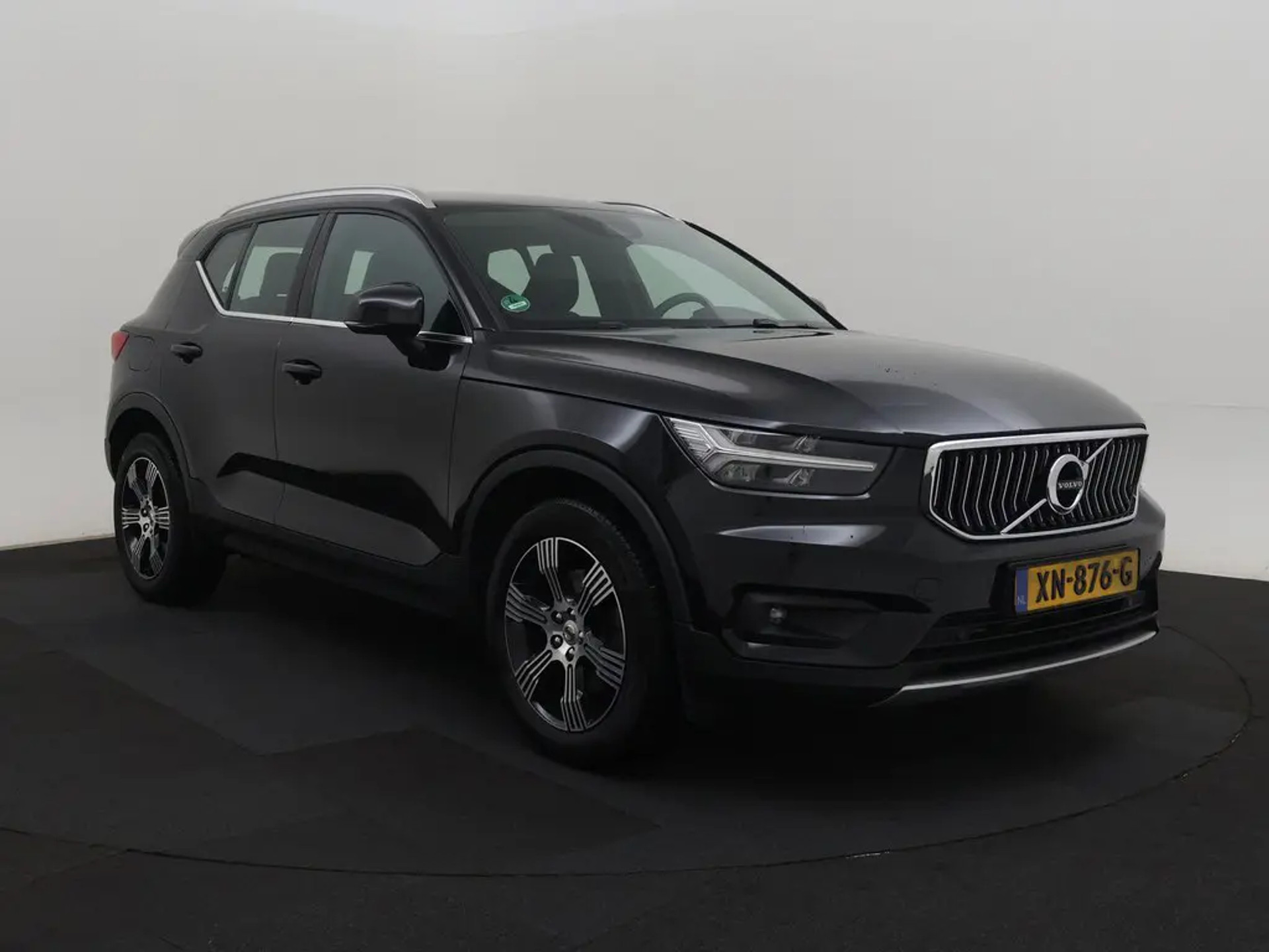 Volvo XC40 2.0 T4 Inscription - AWD - Petrol - Automatic - 190 hp - 133.978 km