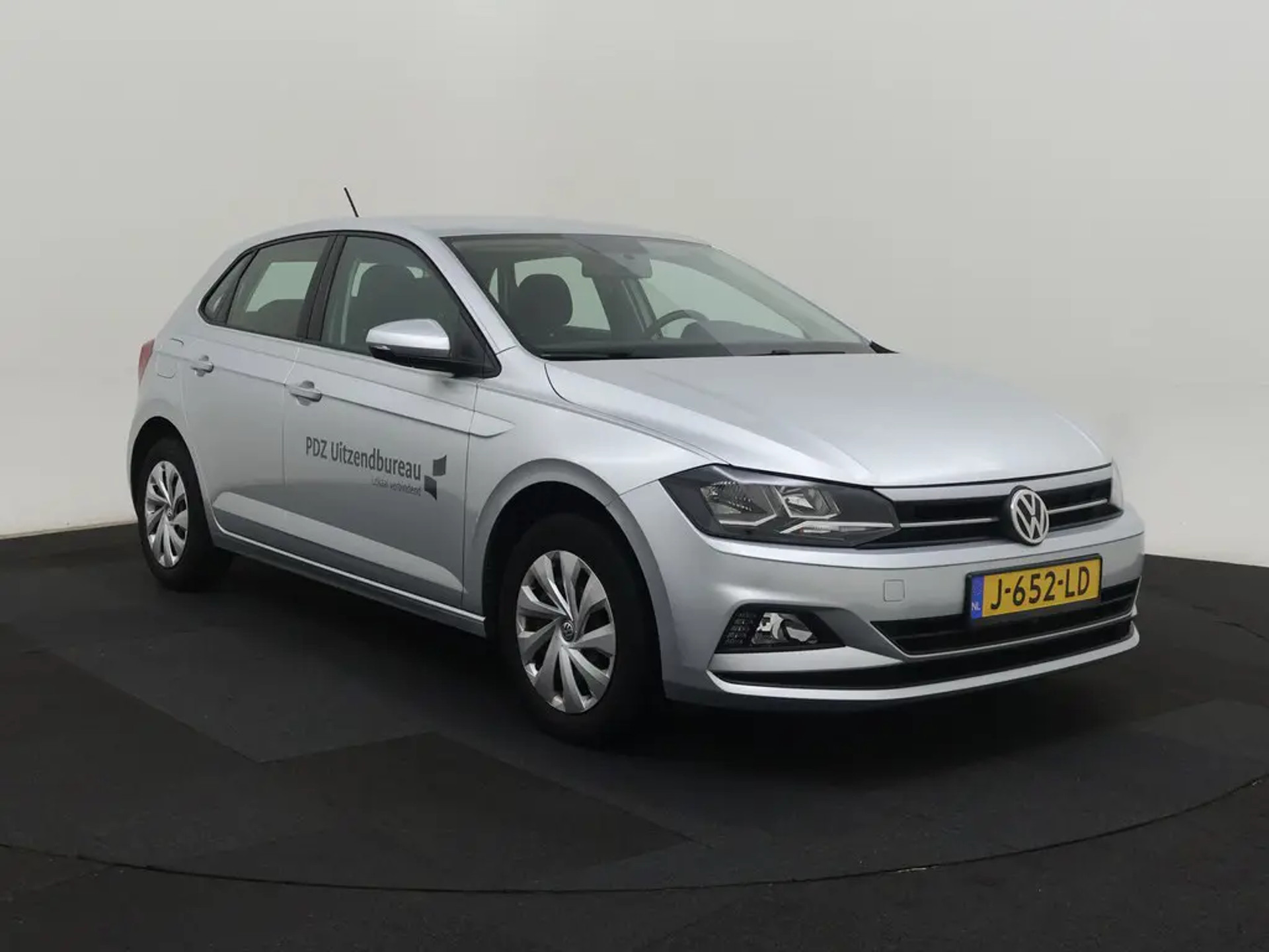Volkswagen Polo 1.0 TSI Comfortline - Petrol - Manual - 95 hp - 60.623 km