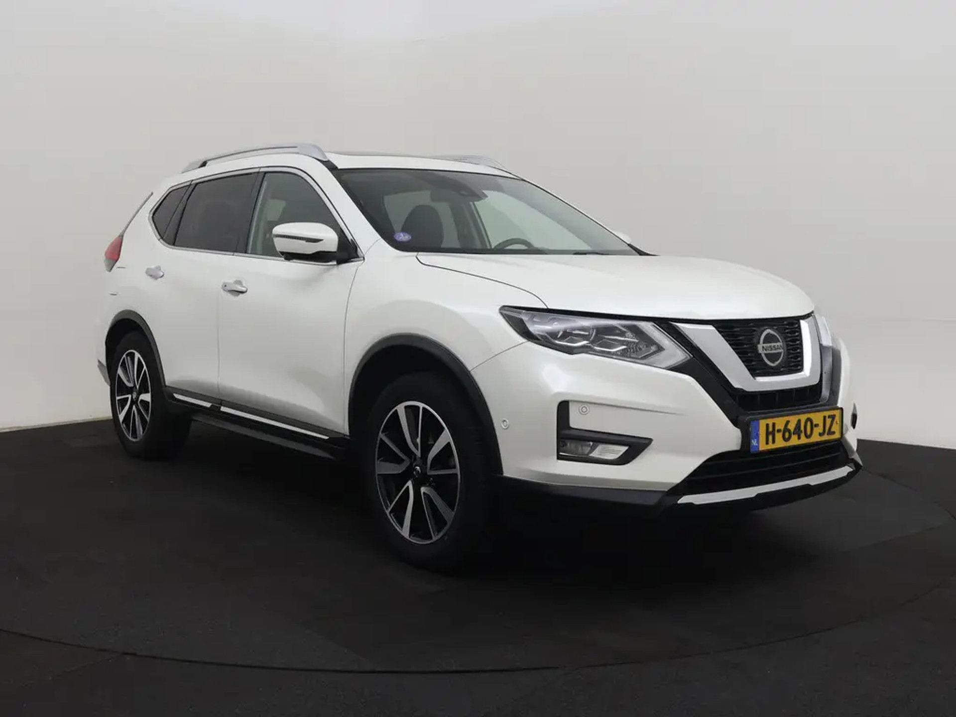 Nissan X-Trail 1.3 DIG-T Tekna - Petrol - Automatic - 159 hp - 146.778 km