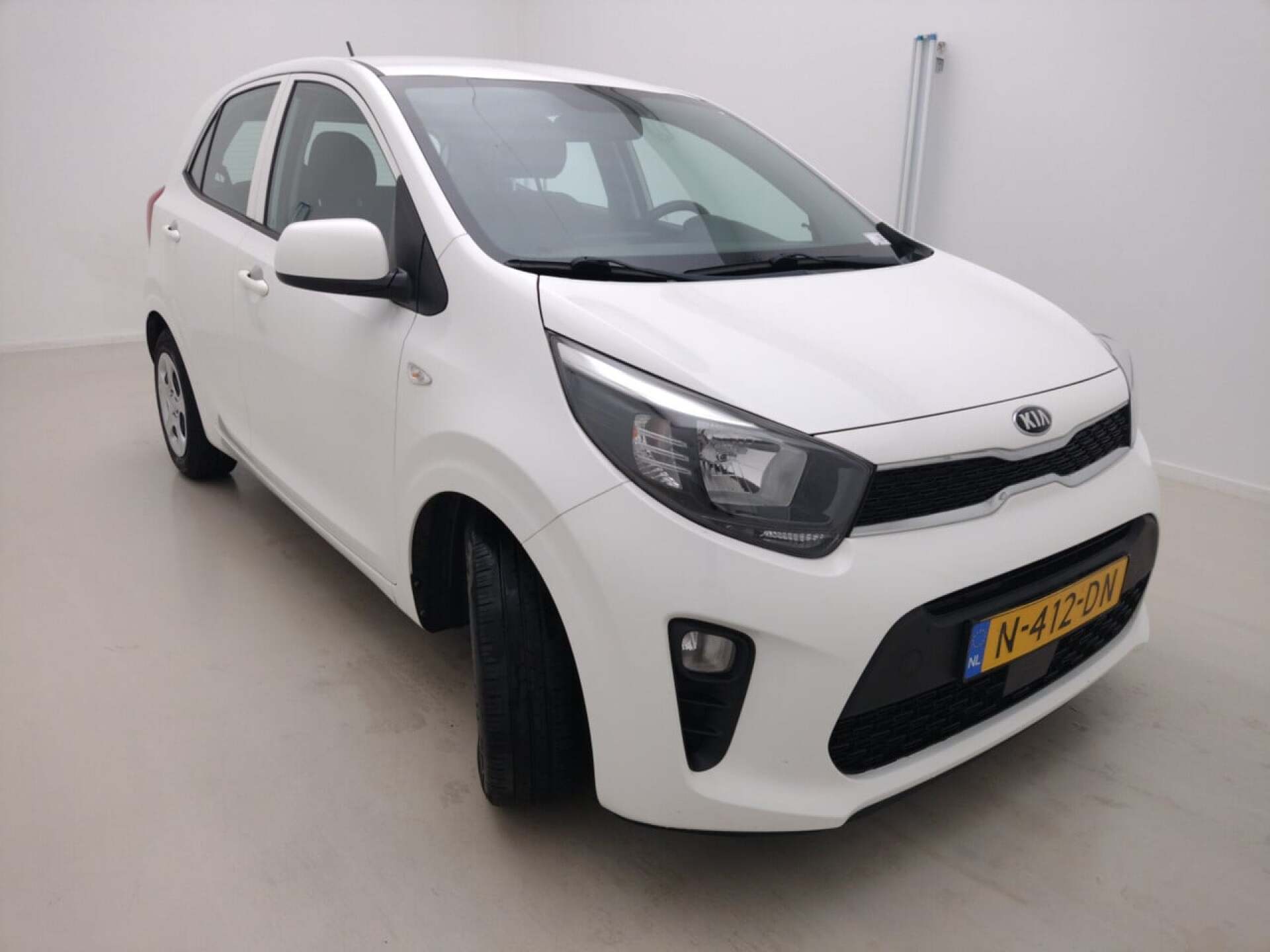 Kia Picanto 1.0 Comfort - Petrol - Automatic - 67 hp - 98.880 km