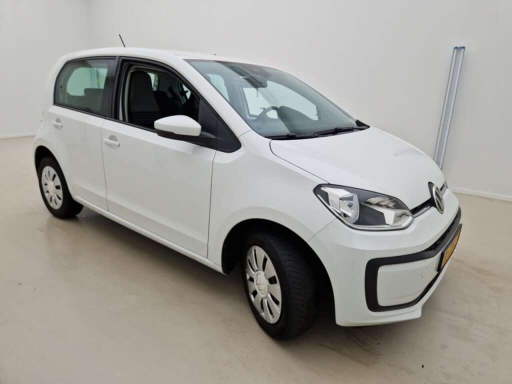 Volkswagen Up! 1.0 - Petrol - Manual - 65 hp - 90.970 km
