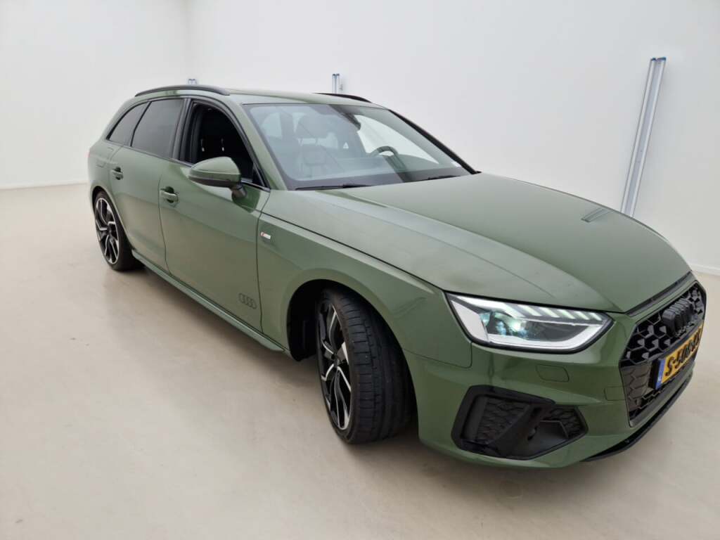 Audi A4 Avant 40 TFSI S Edition - Petrol - Automatic - 204 hp - 160.725 km