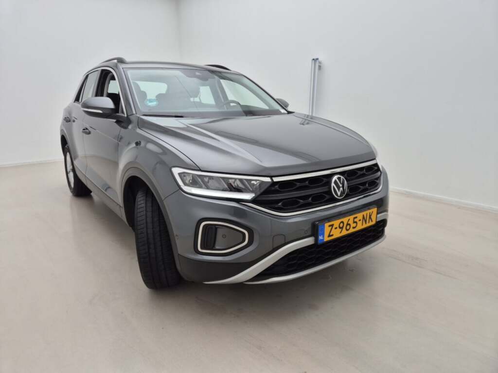 Volkswagen T-ROC 1.5 TSI Life - Petrol - Automatic - 150 hp - 136.271 km
