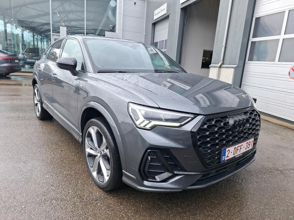 Audi Q3 Sportback 45 TFSIe S Line - Hybrid - Automatic - 150 hp - 91.548 km