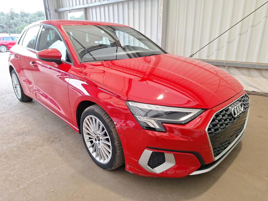 Audi A3 Sportback 30 TFSI Advanced - Petrol - Automatic - 110 hp - 40.976 km