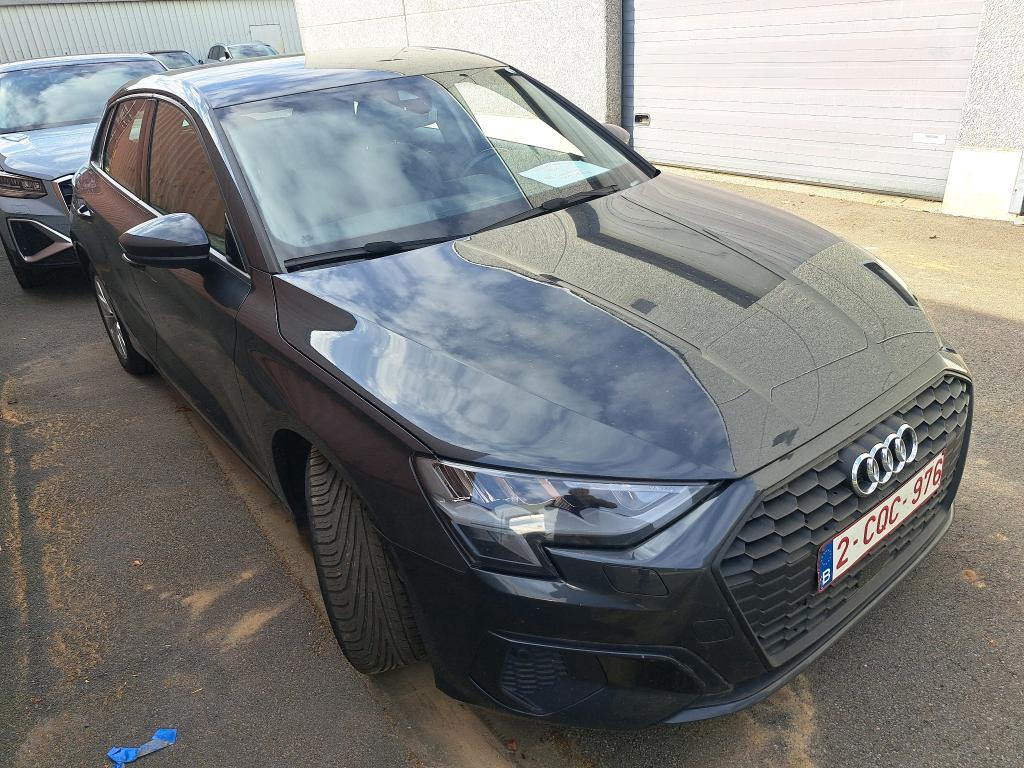 Audi A3 Sportback 40 TFSIe Attraction - Hybrid - Automatic - 150 hp - 168.937 km