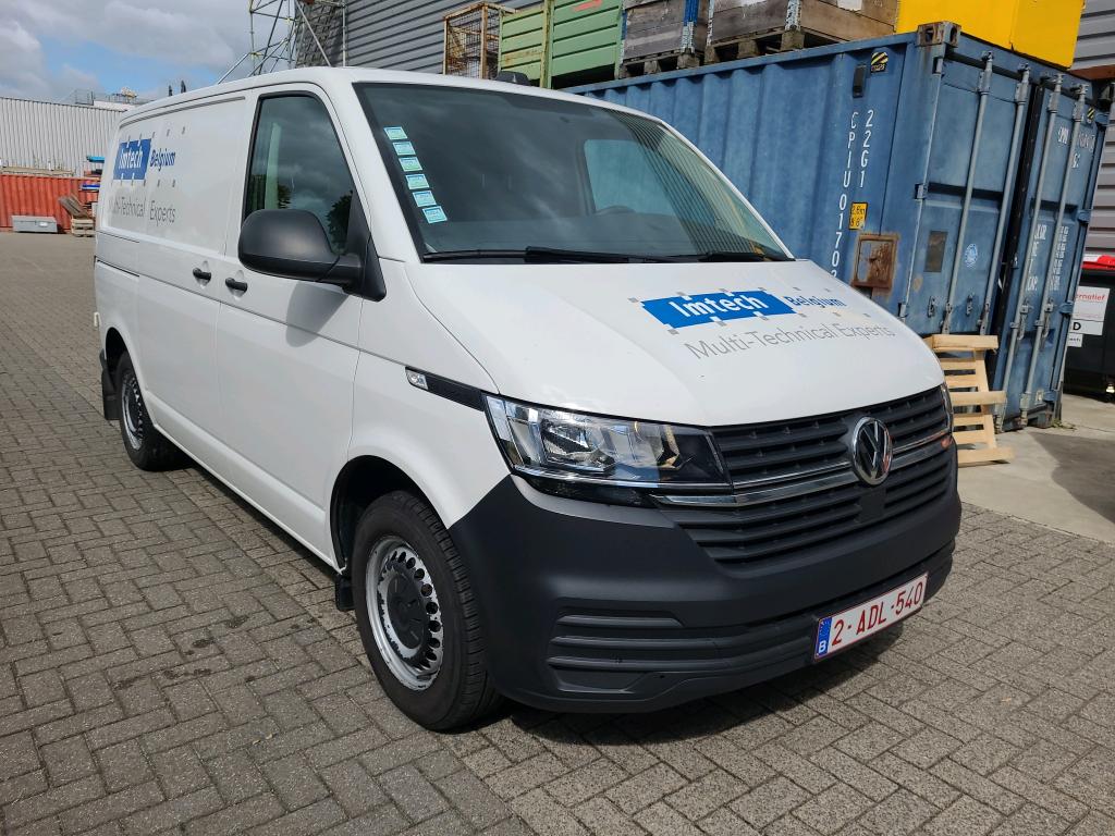 Volkswagen Transporter 2.0 TDI - Diesel - Manual - 110 hp - 110.249 km