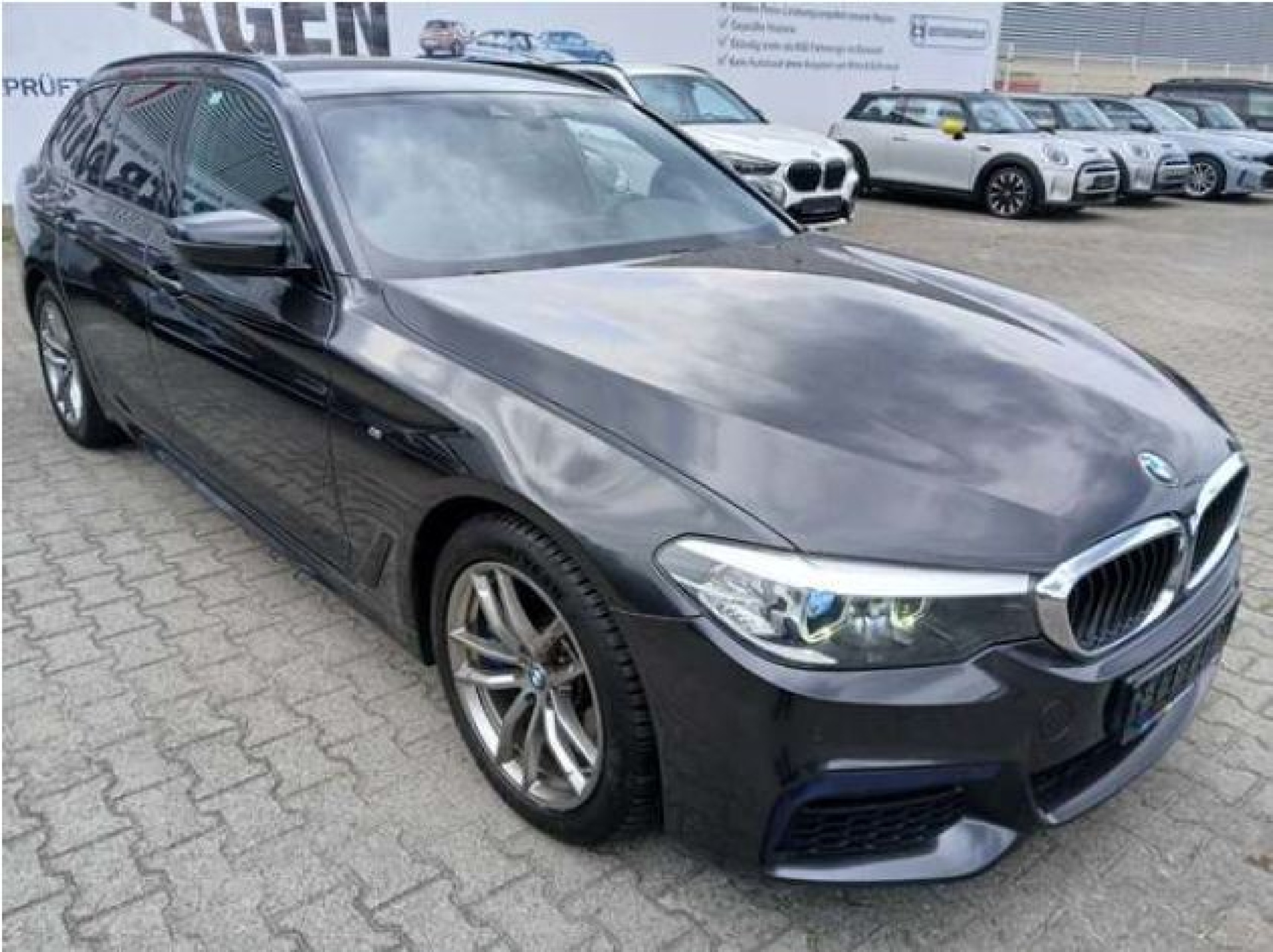 BMW 5 Series 530i M Sport - Petrol - Automatic - 252 hp - 153.900 km