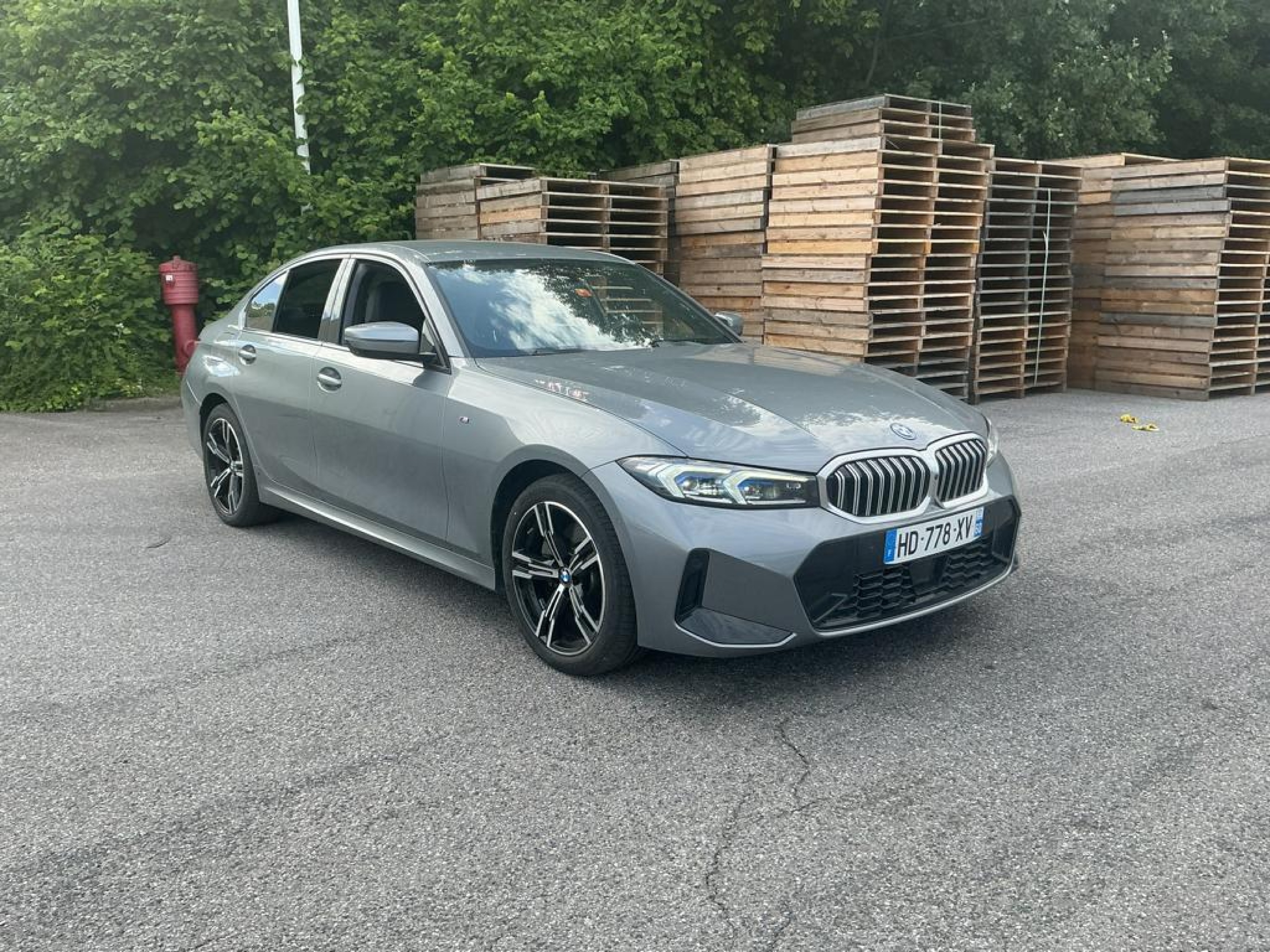 BMW 3 Series 330e M Sport - xDrive - Hybrid - Automatic - 184 hp - 20.713 km