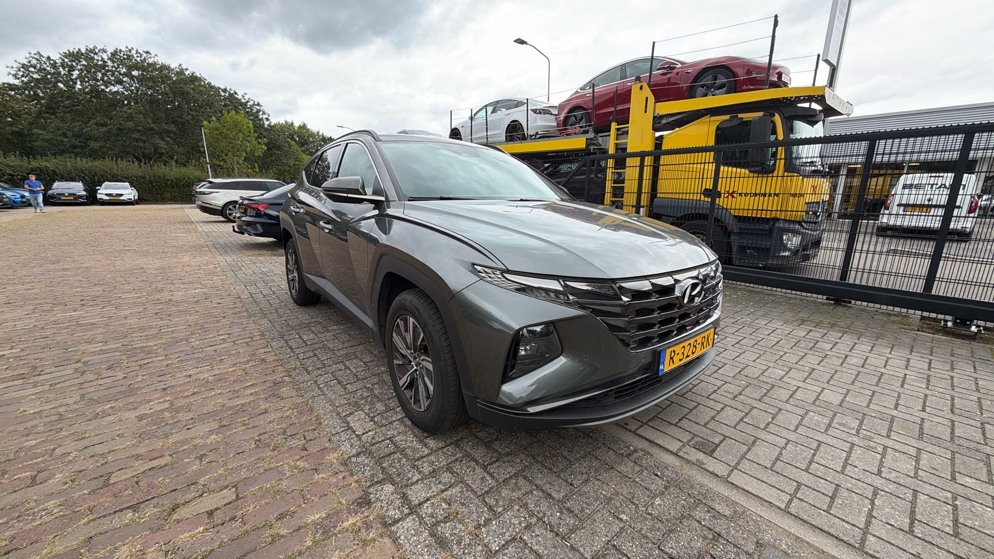 Hyundai Tucson 1.6 T-GDI Comfort - Petrol - Automatic - 180 hp - 185.188 km