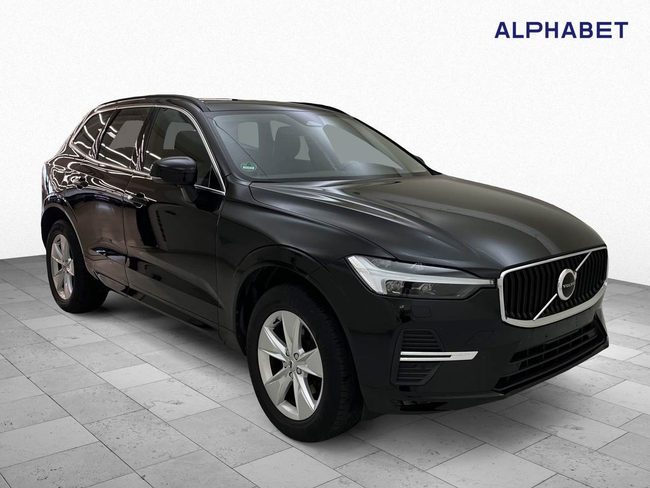 Volvo XC60 B4 Momentum Pro - Hybrid - Automatic - 197 hp - 137.333 km
